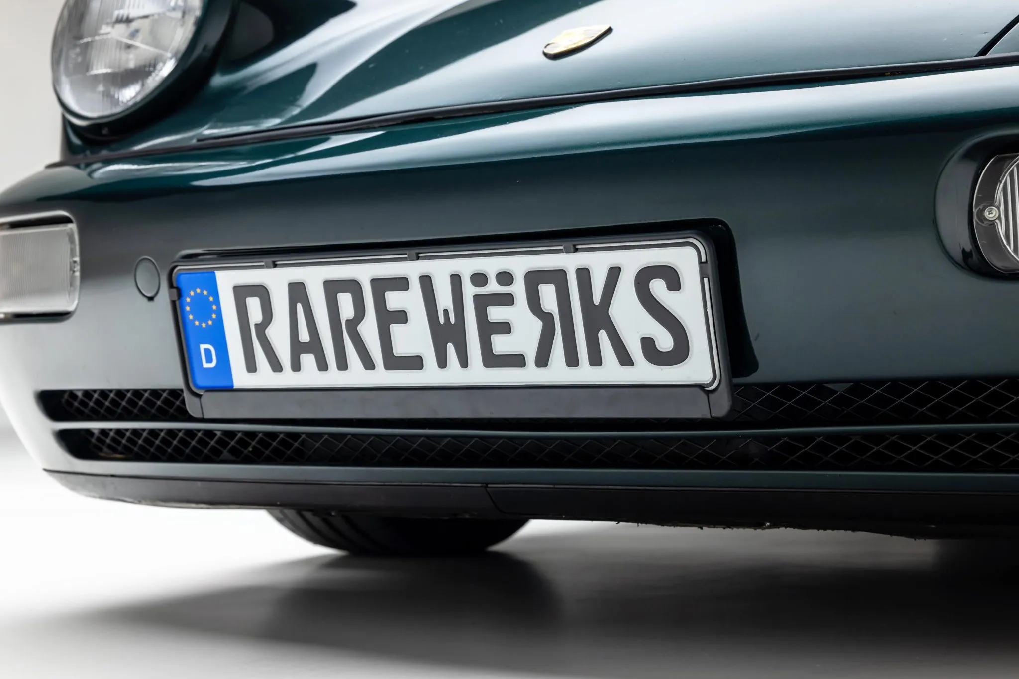 1991 Porsche 911 Carrera 4 Targa in Moss Green Metallic