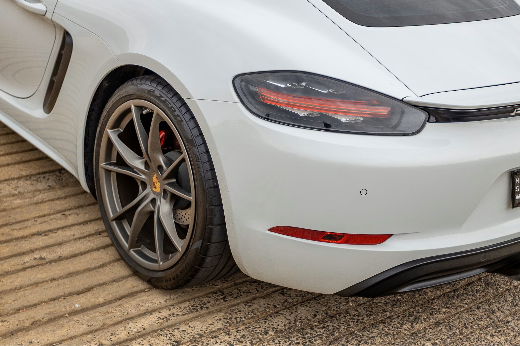 2016 Porsche 718 Cayman S  in White