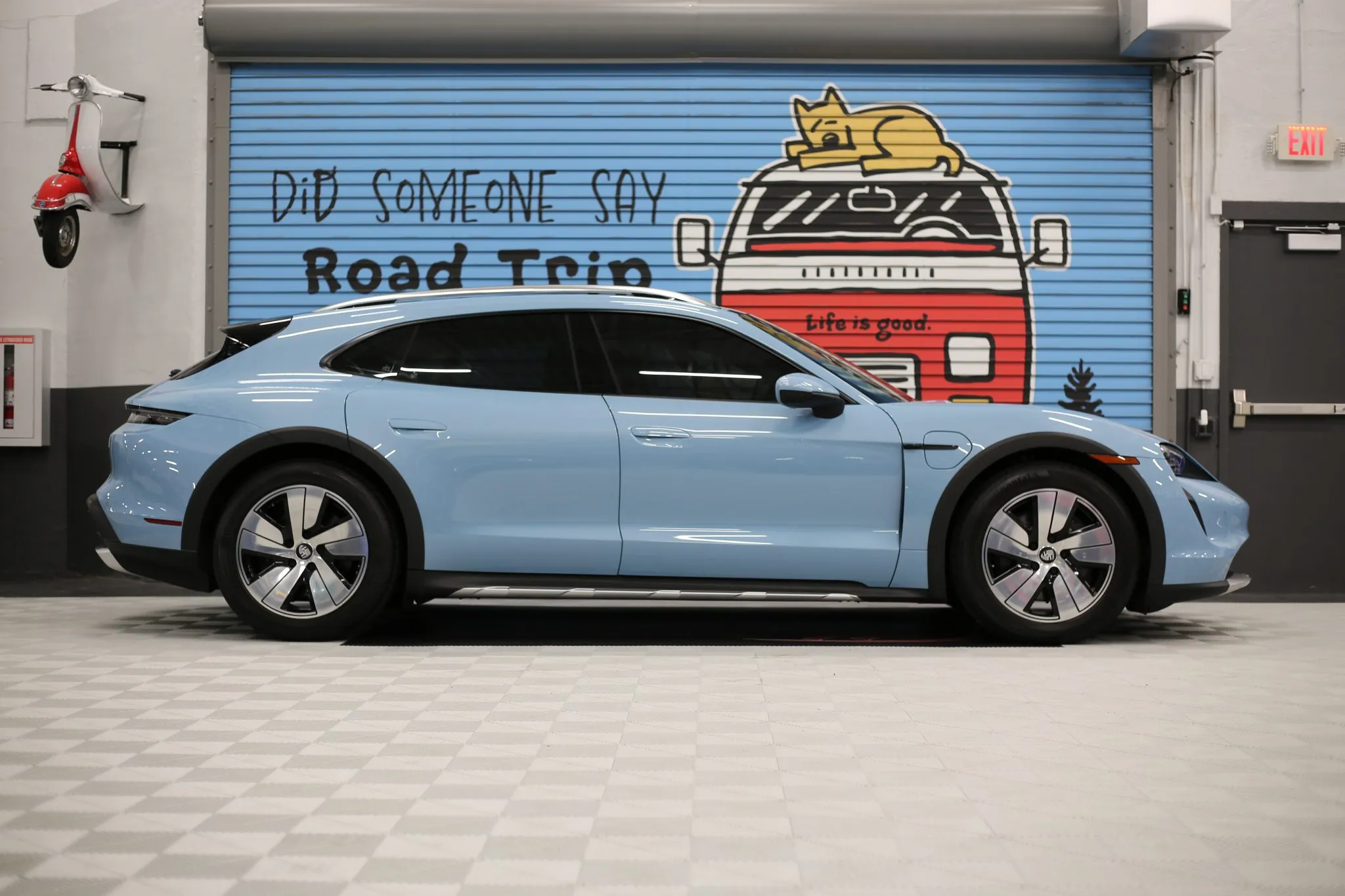 2022 Porsche Taycan 4 Cross Turismo in Frozen Blue Metallic