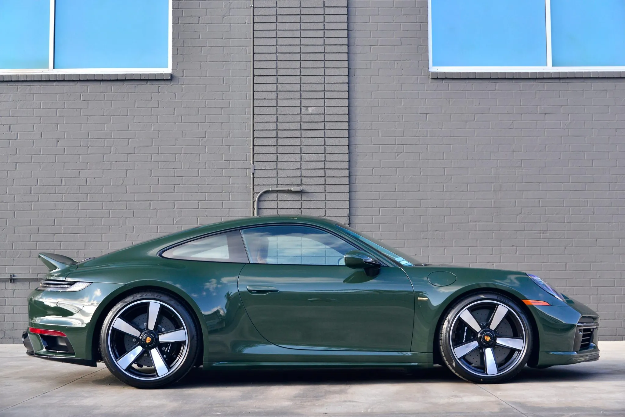 2023 Porsche 911 Sport Classic In Underberg Green