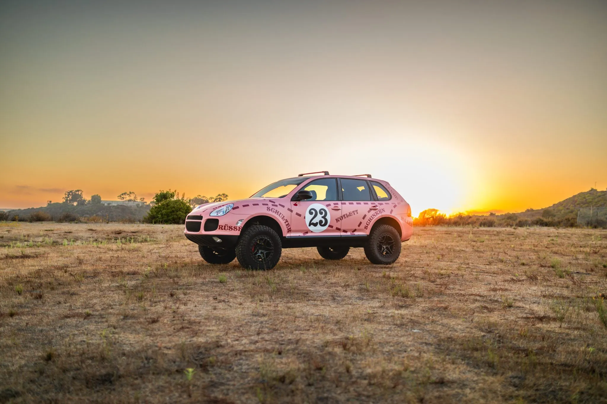 2003 Porsche Cayenne Turbo in Pink Pig