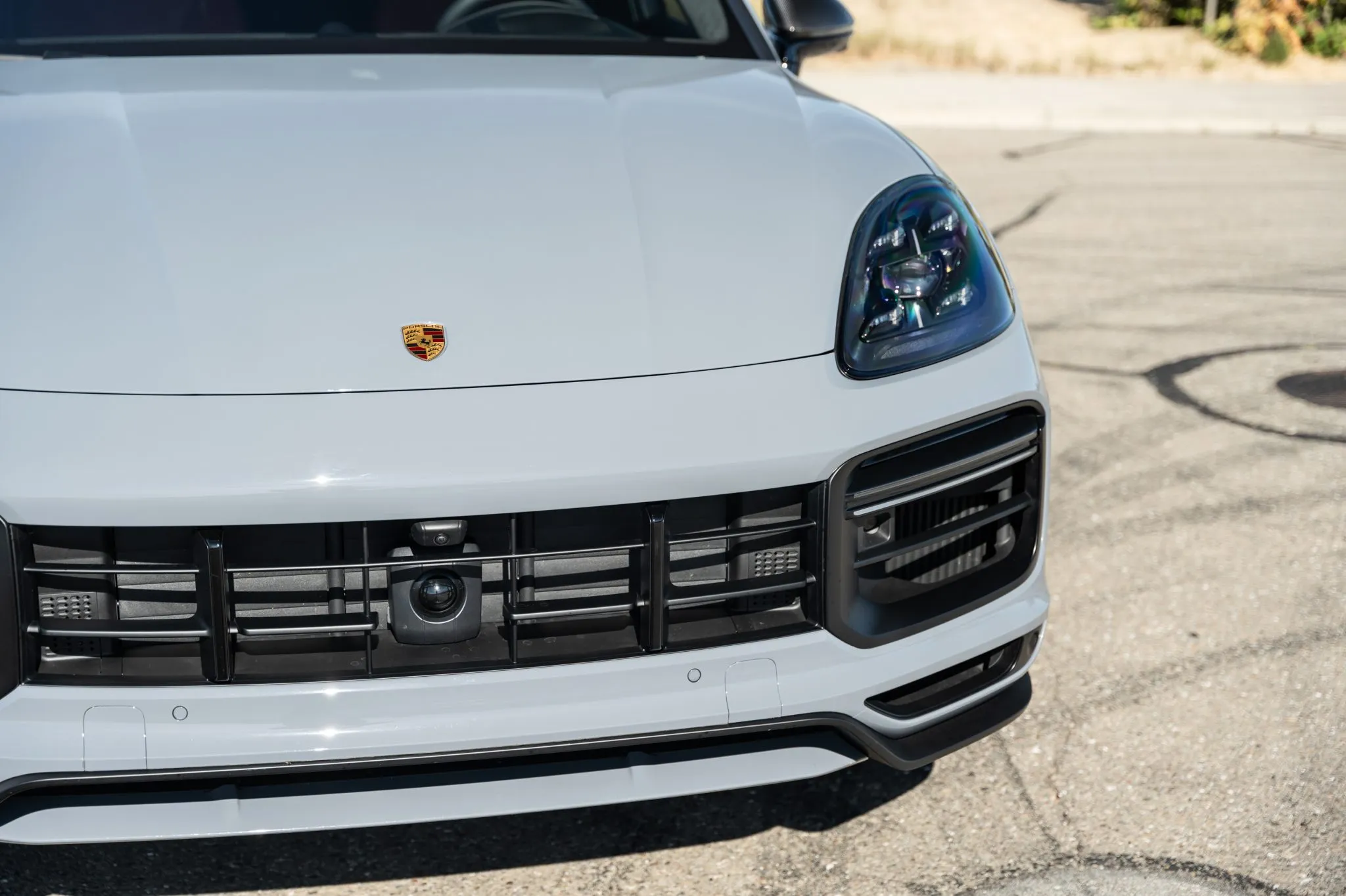 2023 Porsche Cayenne Turbo GT in Chalk
