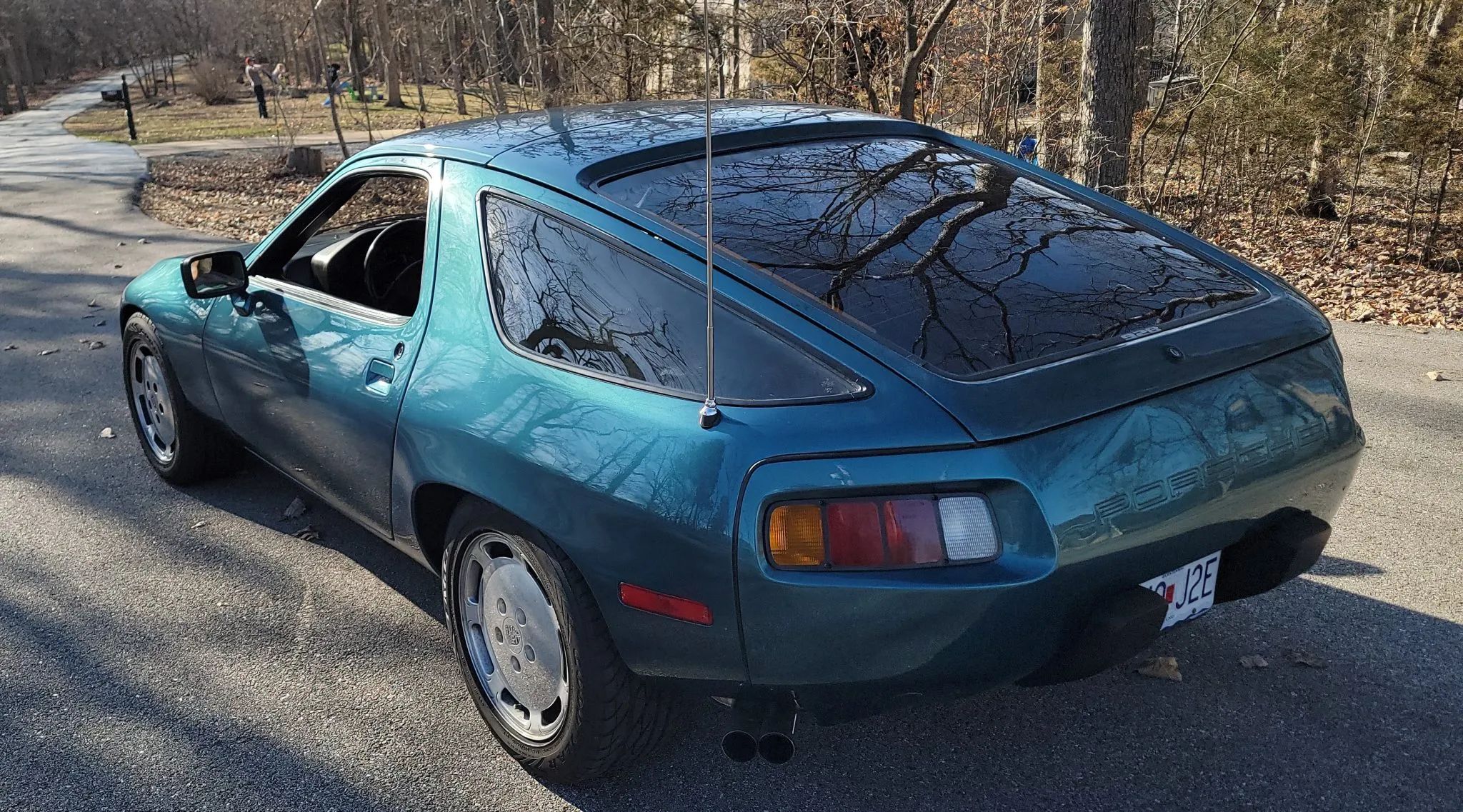 1980 Porsche 928 5-Speed in Petrol Blue Metallic
