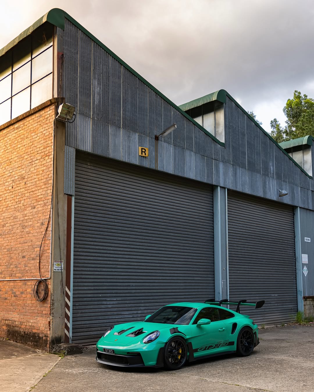2025 Porsche 911 GT3 RS in Lighter Green