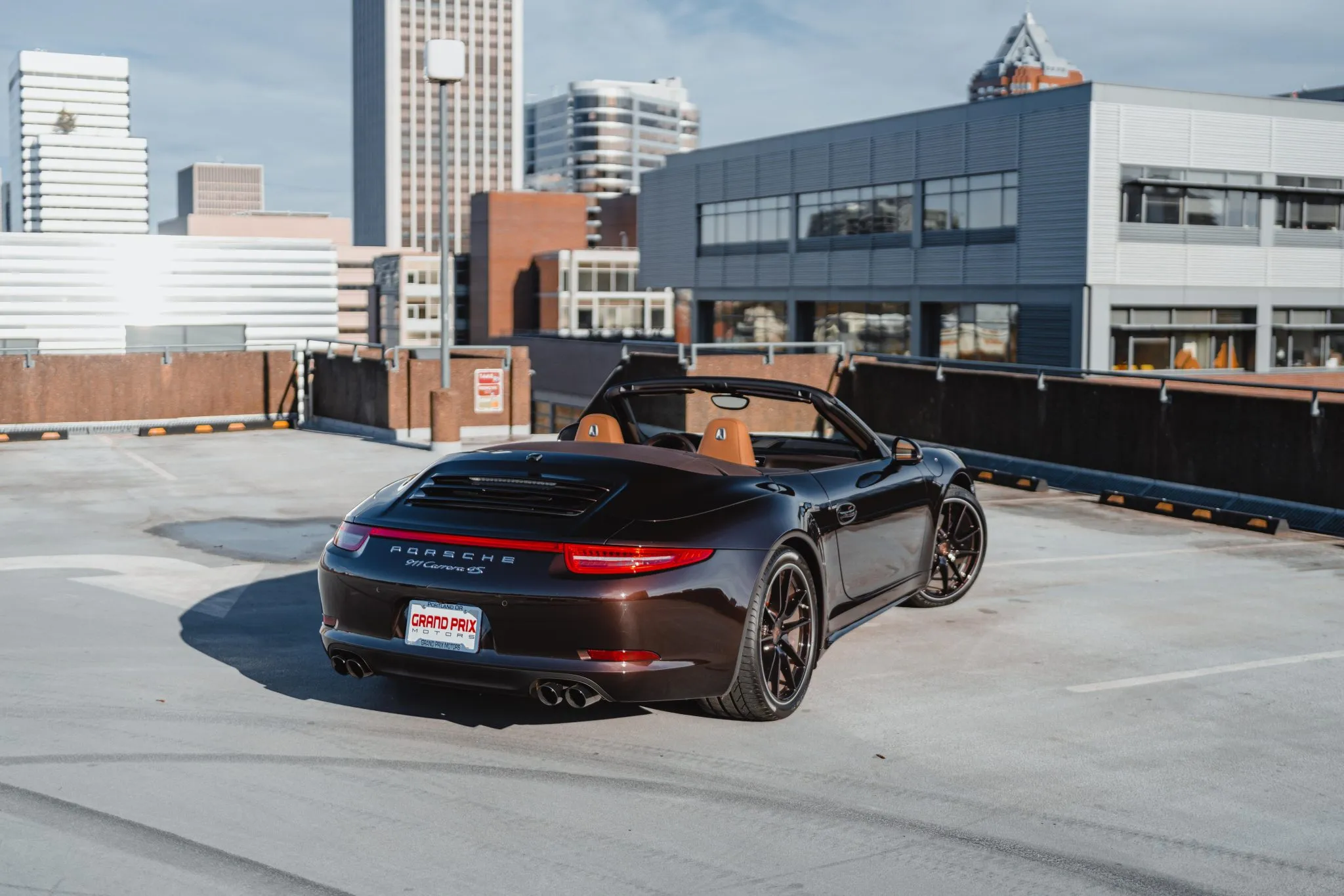 2016 Porsche 911 Carrera 4S Cabriolet in Mahogany Metallic