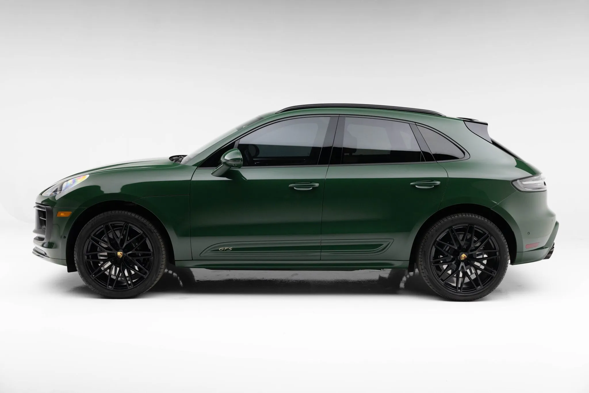 2022 Porsche Macan GTS in British Racing Green