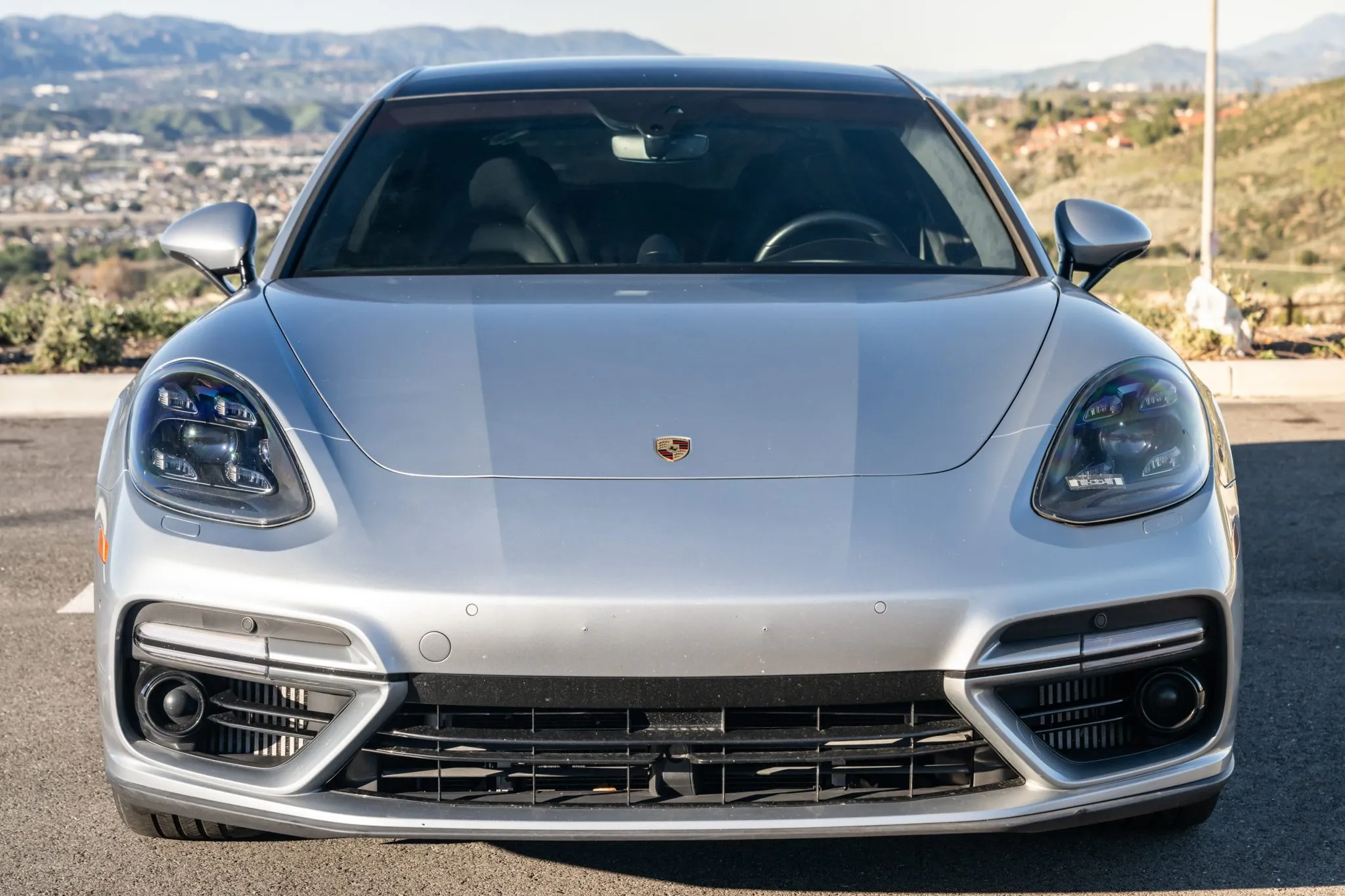 2018 Porsche Panamera Turbo S E-Hybrid Sport Turismo in Dolomite Silver Metallic