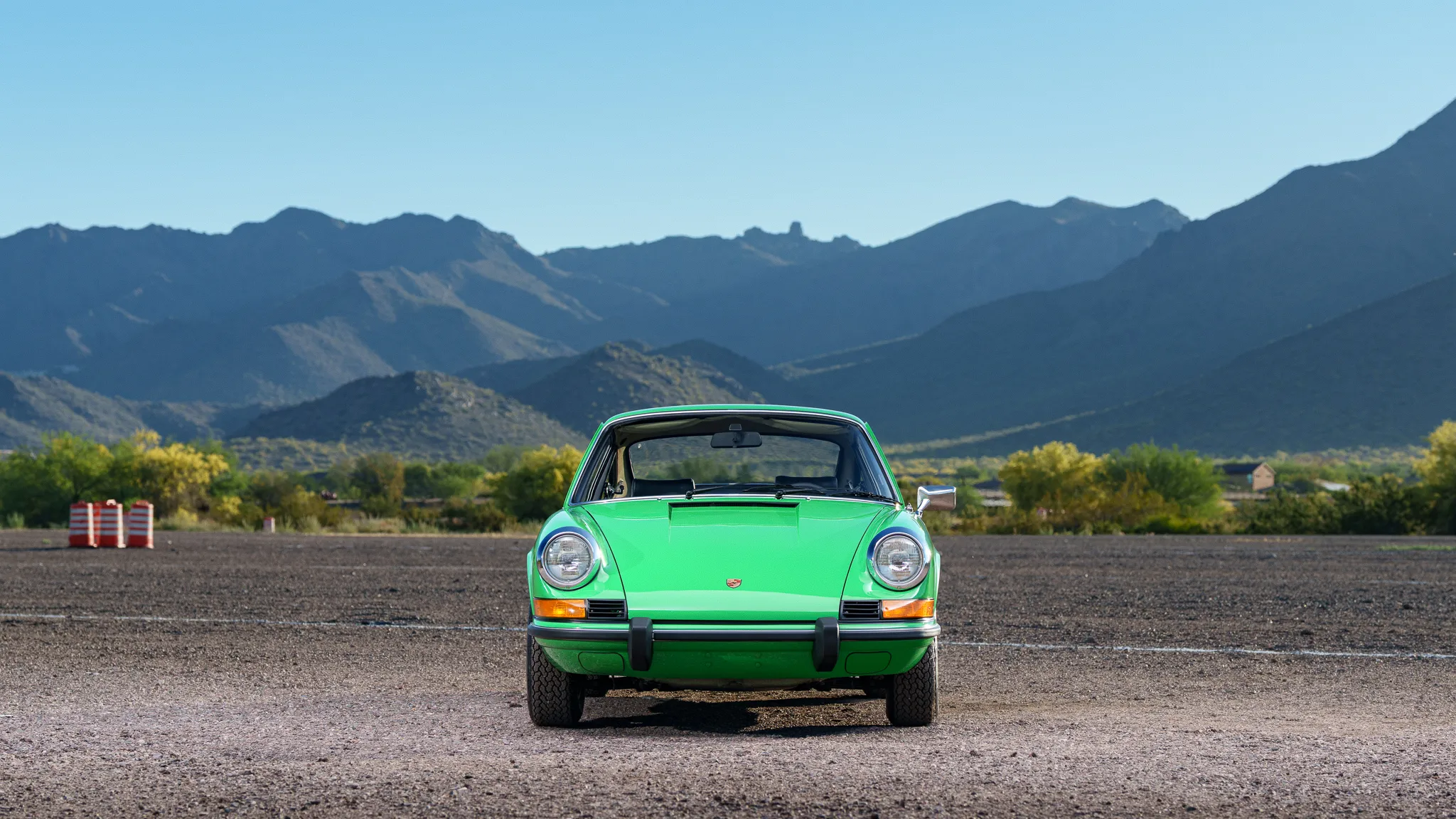1973.5 Porsche 911T Coupe In Viper Green