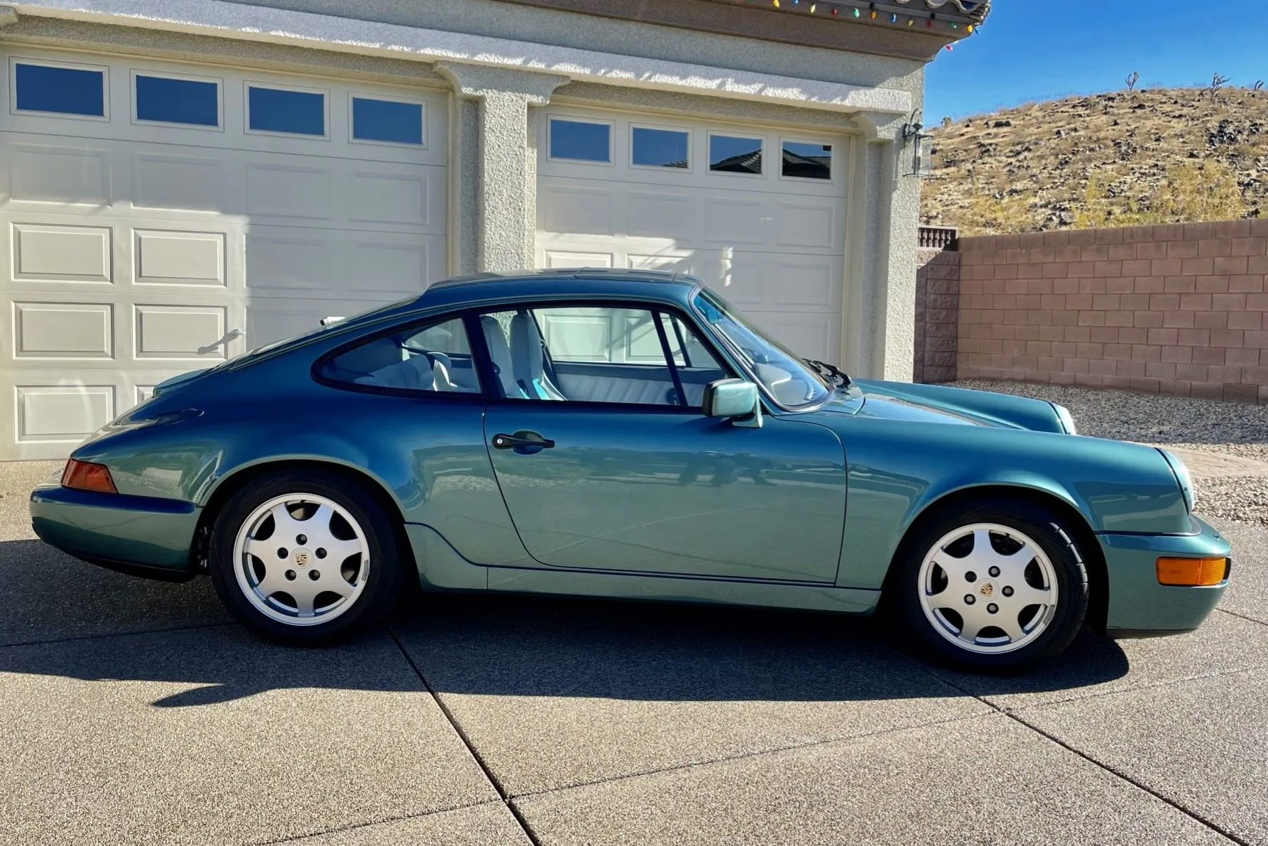 1991 Porsche 911 Carrera 2 Coupe In Ultraviolet