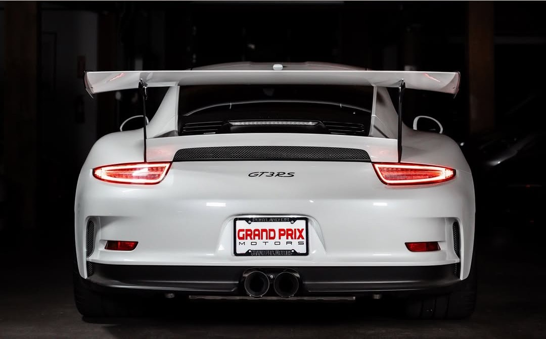 2016 Porsche 911 GT3 RS in Oryx White Metallic