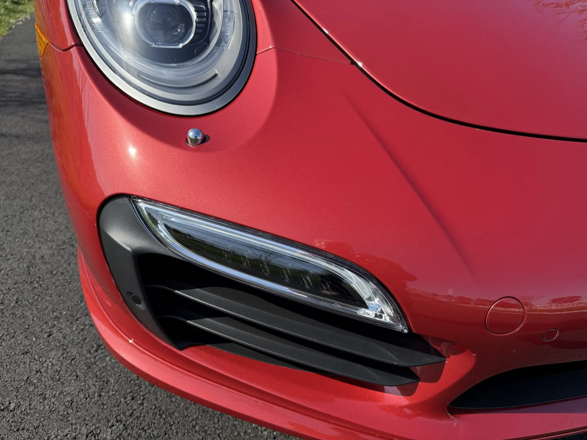 2014 Porsche 911 Turbo S Cabriolet in Amaranth Red Metallic