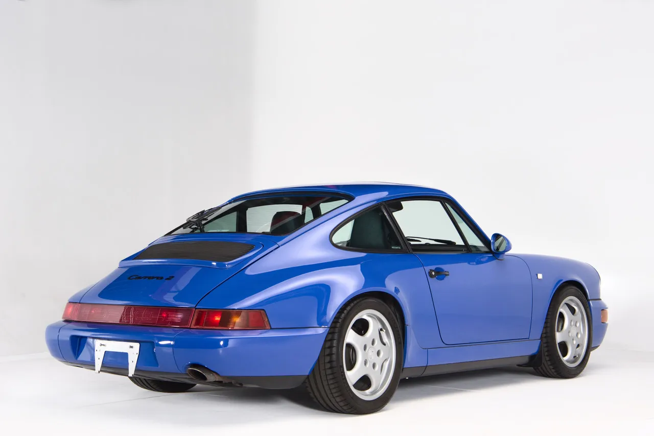 1992 Porsche 911 Carrera 2 Coupe in Maritime Blue