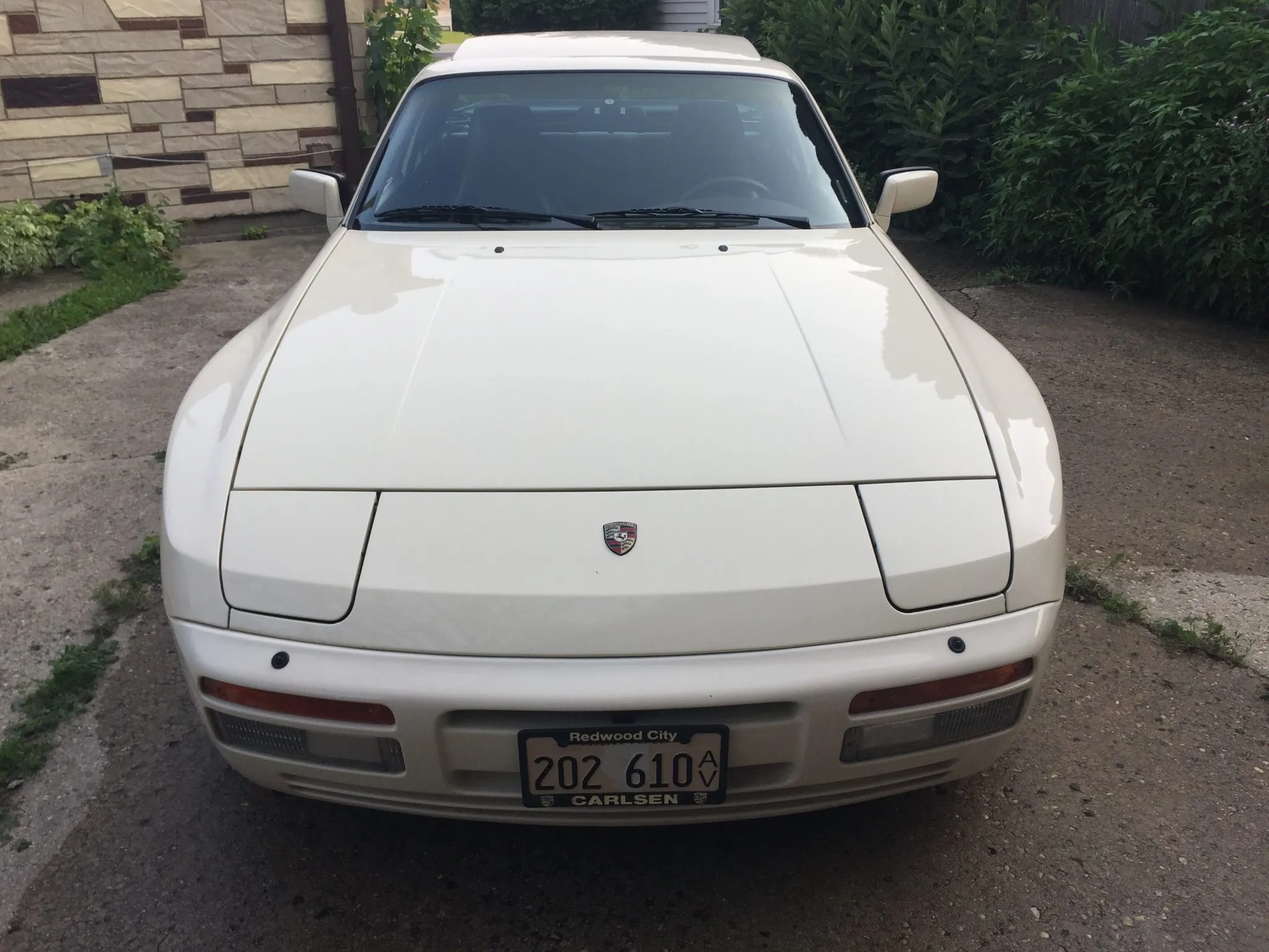 1986 Porsche 944 Turbo in Pastel Beige