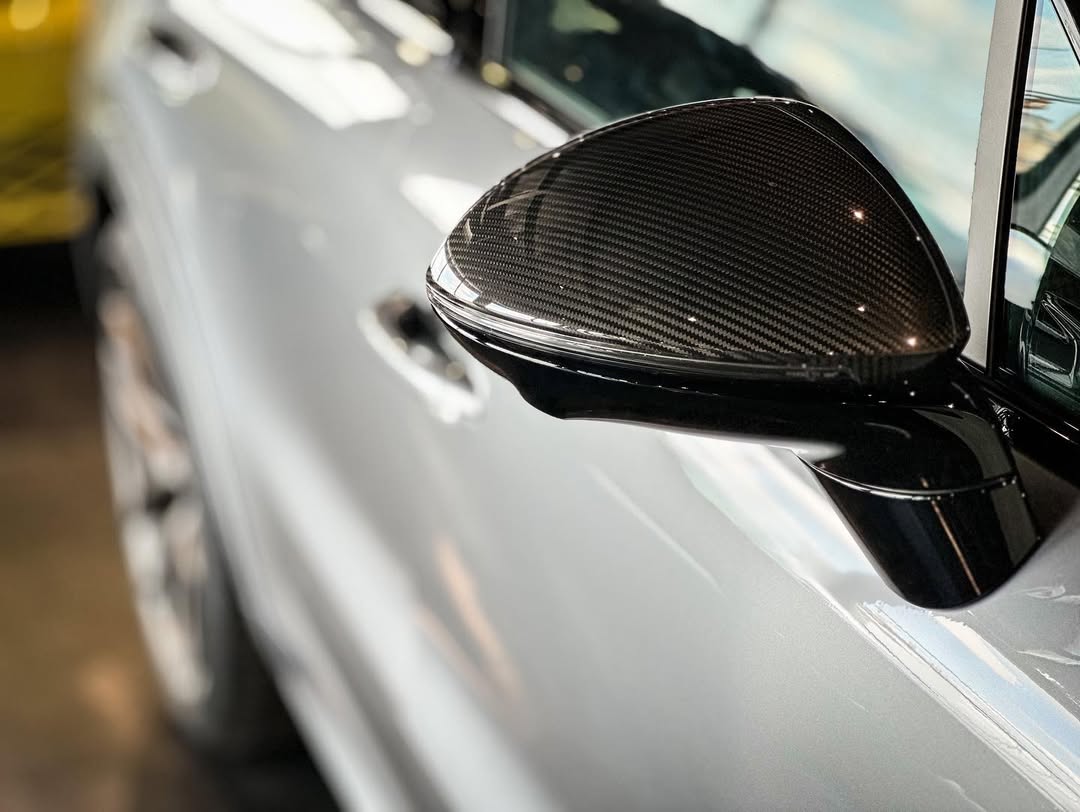 2023 Porsche Cayenne Coupe Platinum Edition Lightweight in Tornado Grey Metallic