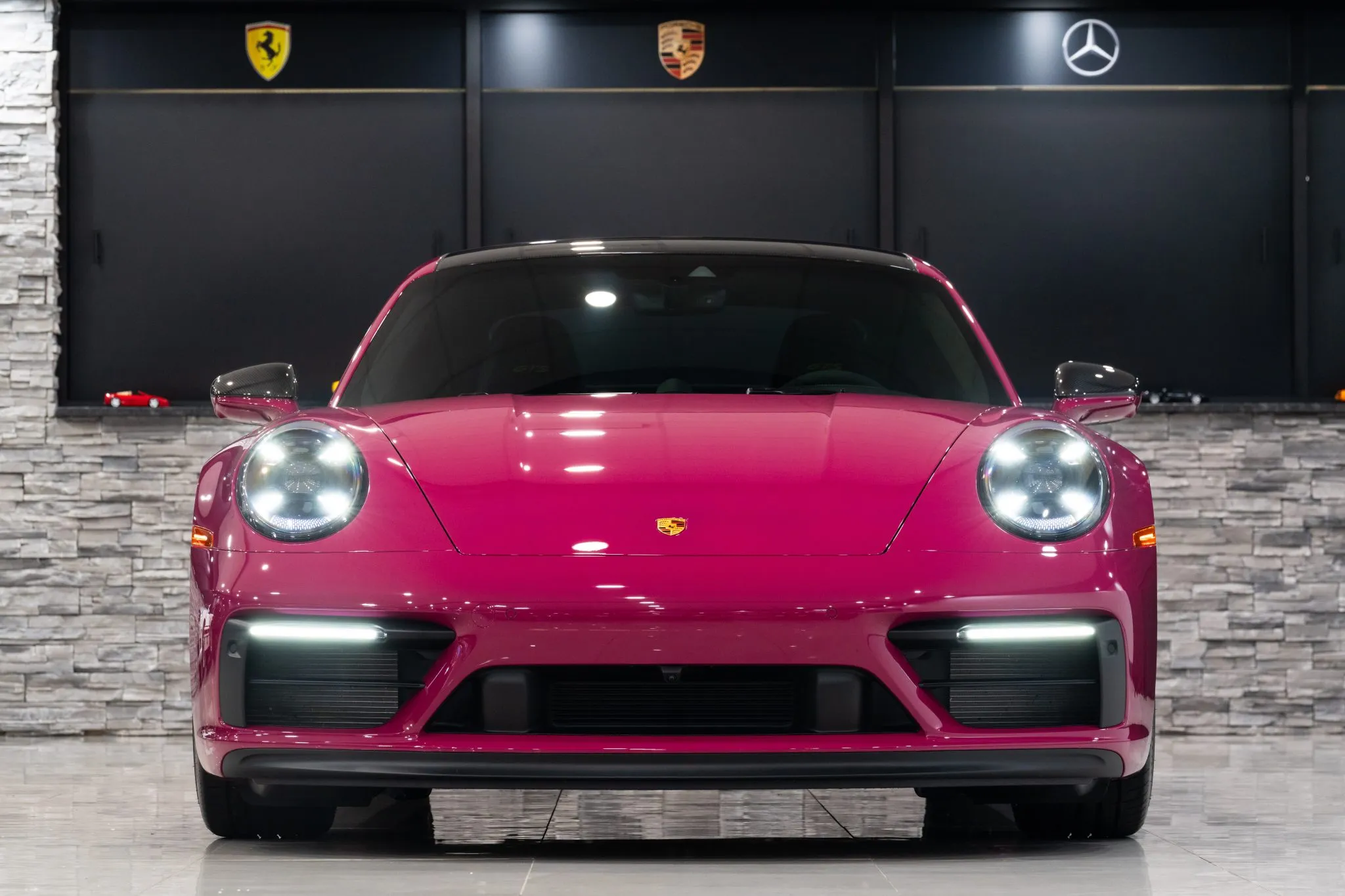 2022 Porsche 911 Carrera GTS Coupe Lightweight in Ruby Star