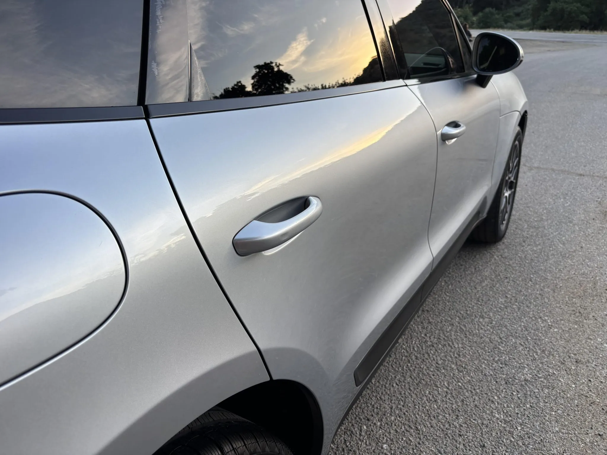2016 Porsche Macan S in Rhodium Silver Metallic