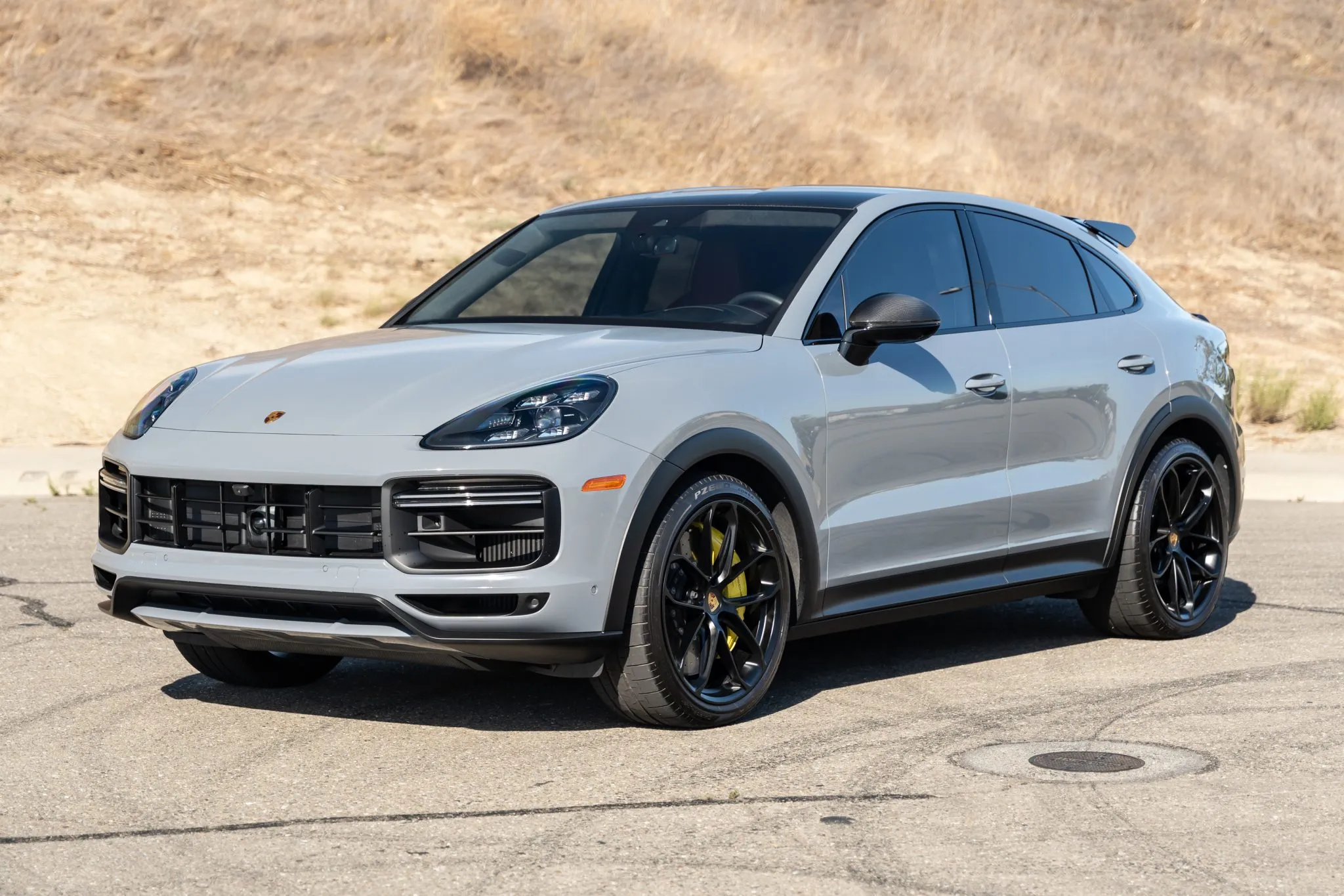 2023 Porsche Cayenne Turbo GT in Chalk