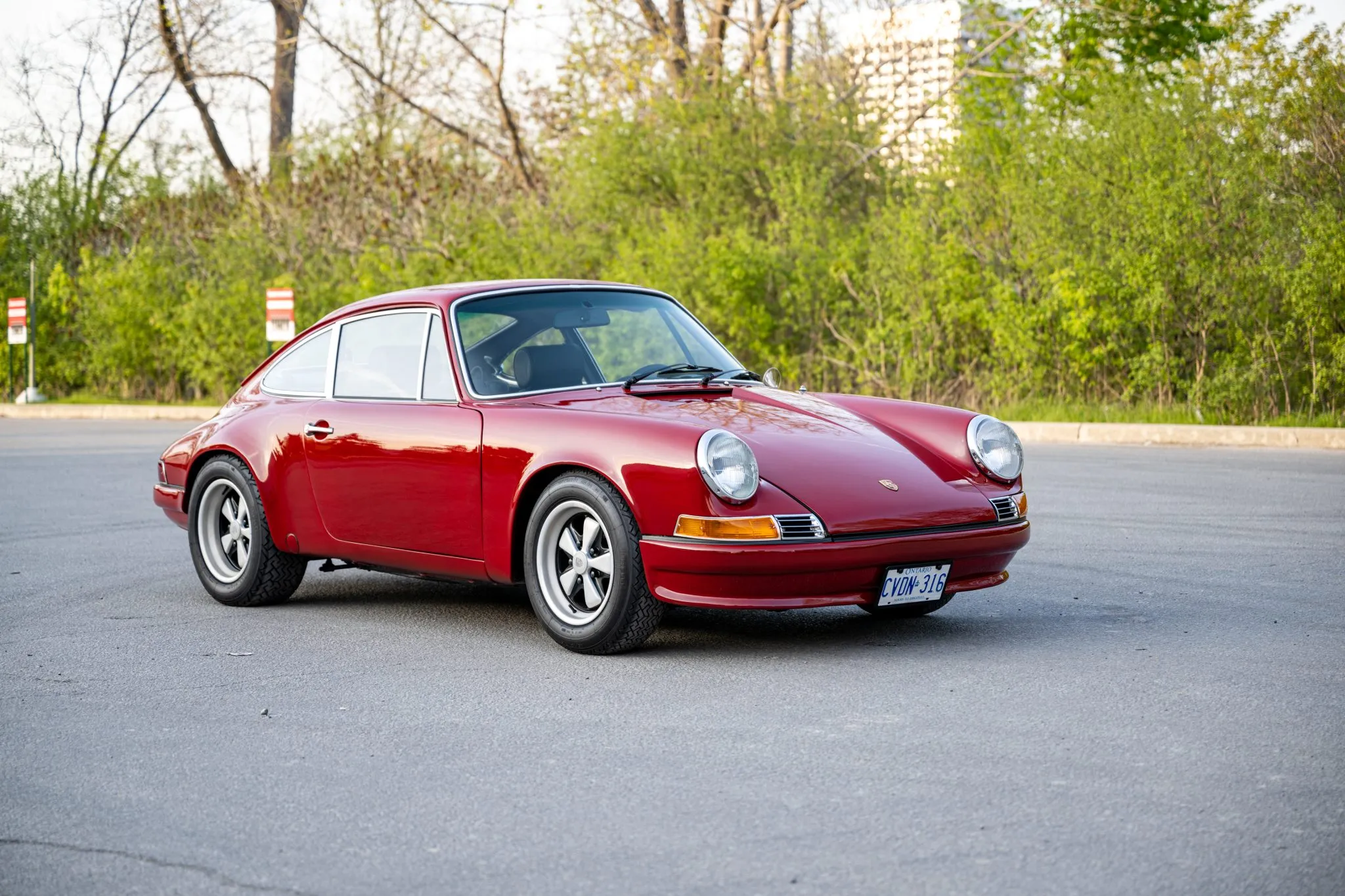 1971 Porsche 911T Coupe in Maroon