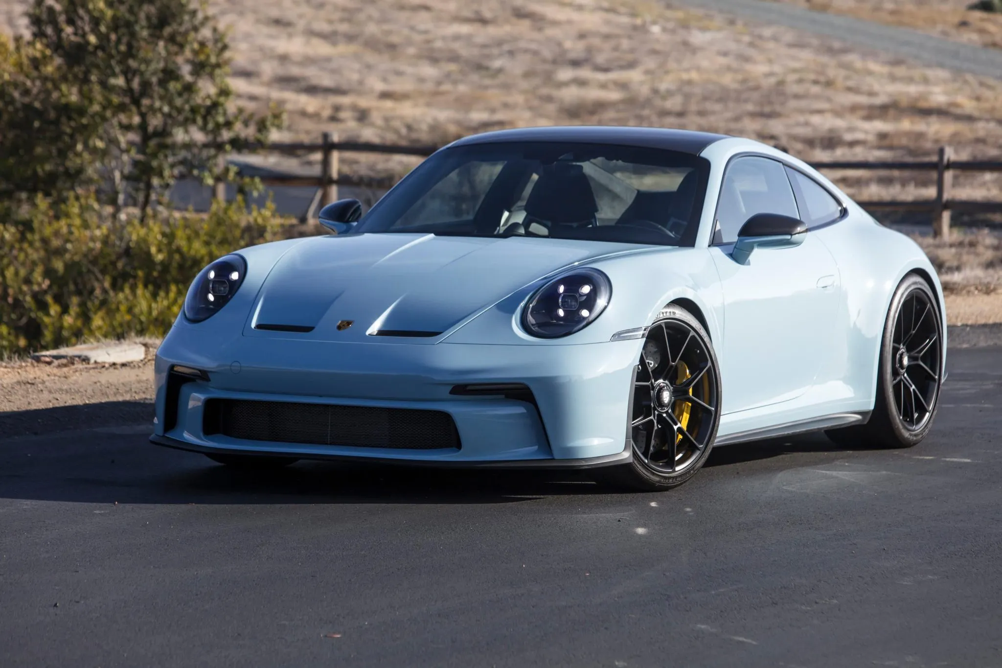 2022 Porsche 911 GT3 Touring in Meissen Blue
