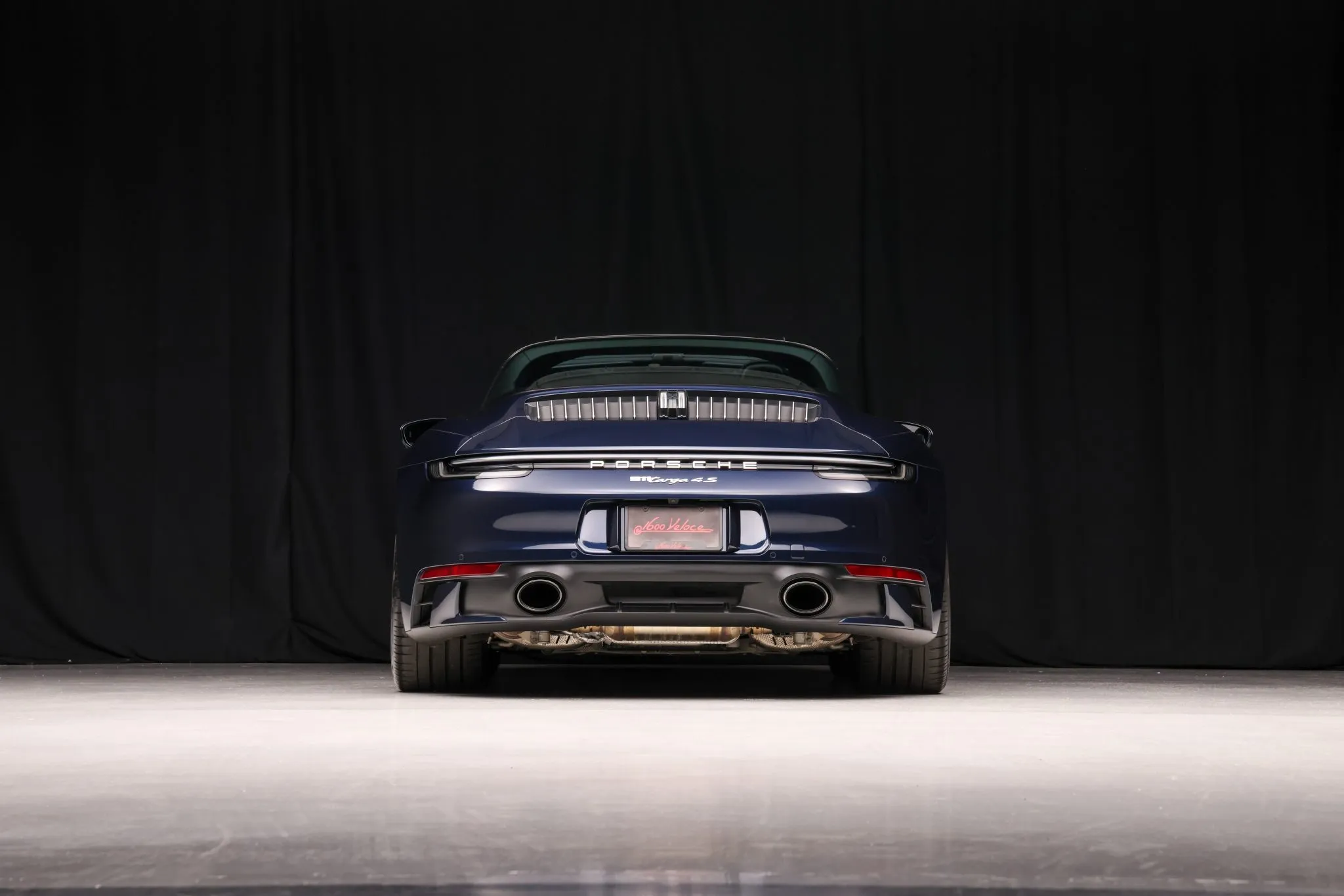 2022 Porsche 911 Targa 4S in Night Blue Metallic
