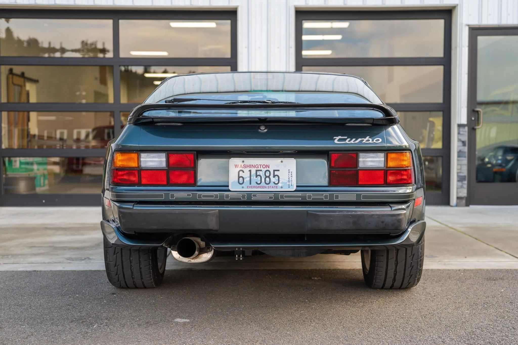 1987 Porsche 944 Turbo in Nile Green Metallic