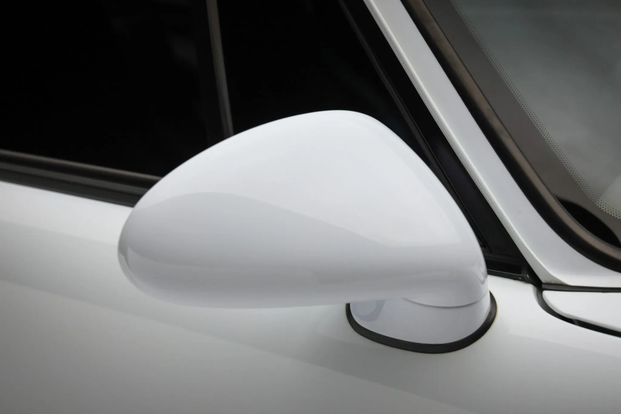 1997 Porsche 911 Carrera S Coupe in Glacier White