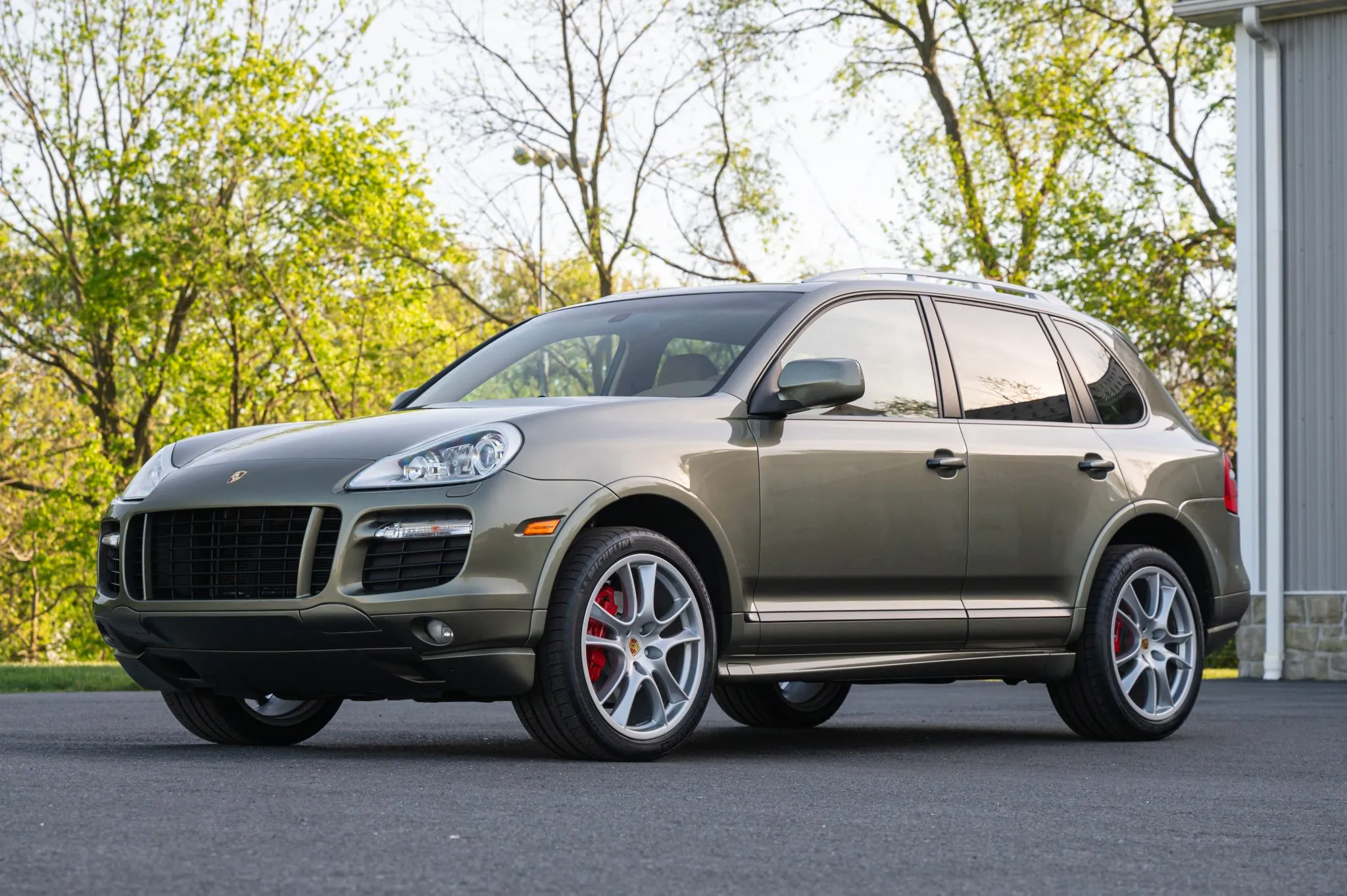 2009 Porsche Cayenne GTS in Olive Green Metallic