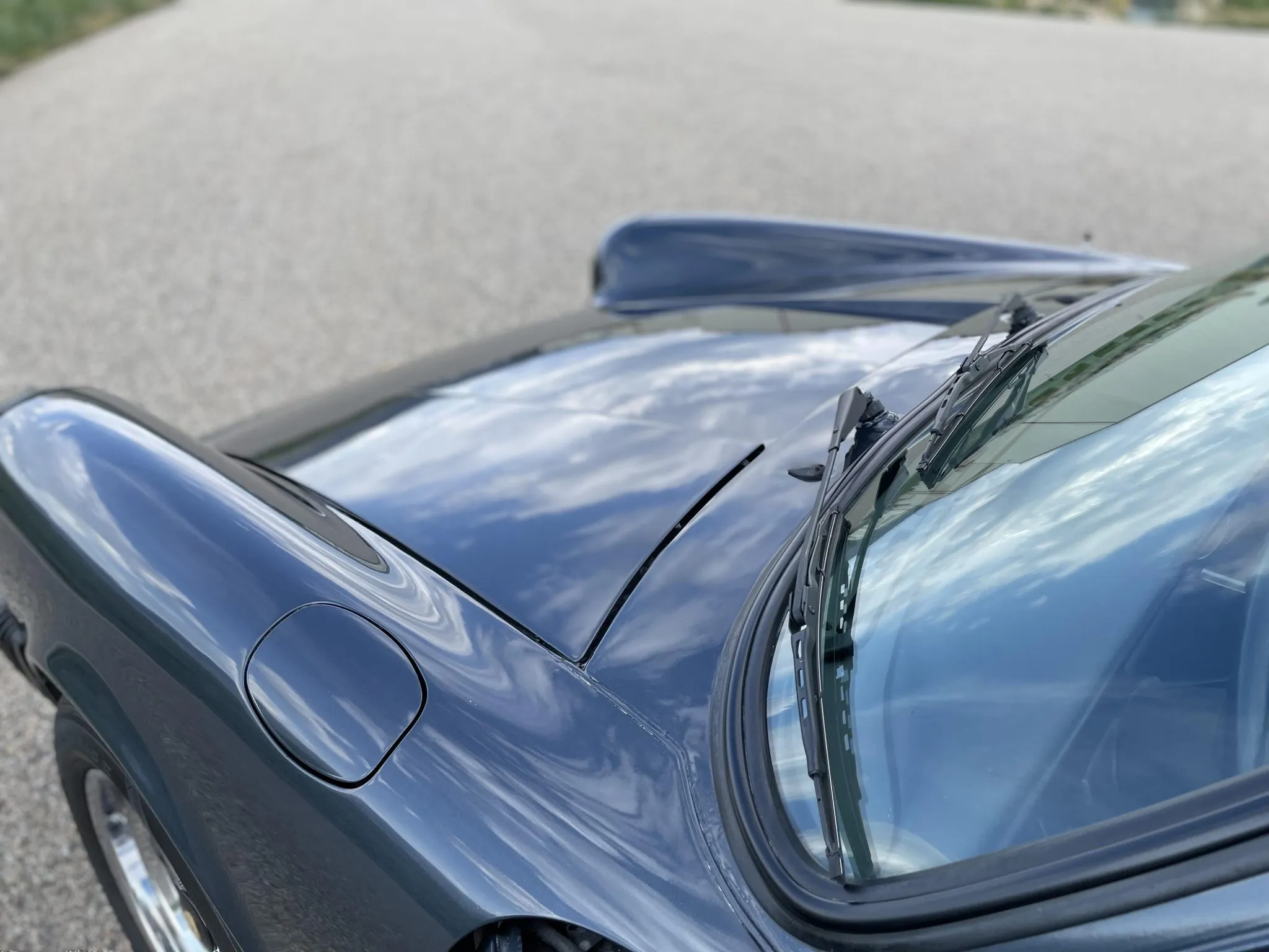 1980 Porsche 911SC Targa in Helios Blue Metallic
