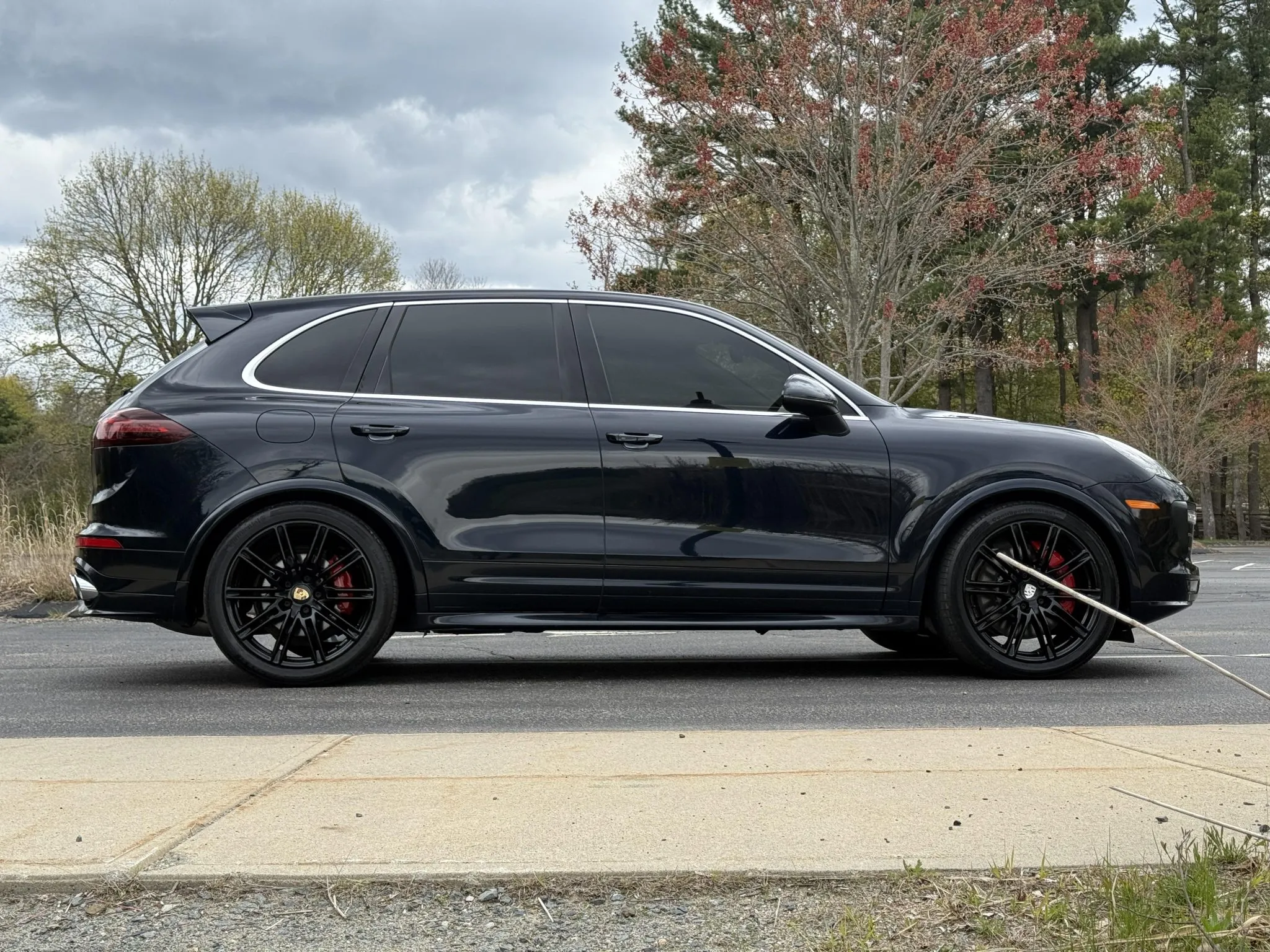 2016 Porsche Cayenne GTS in Moonlight Blue Metallic