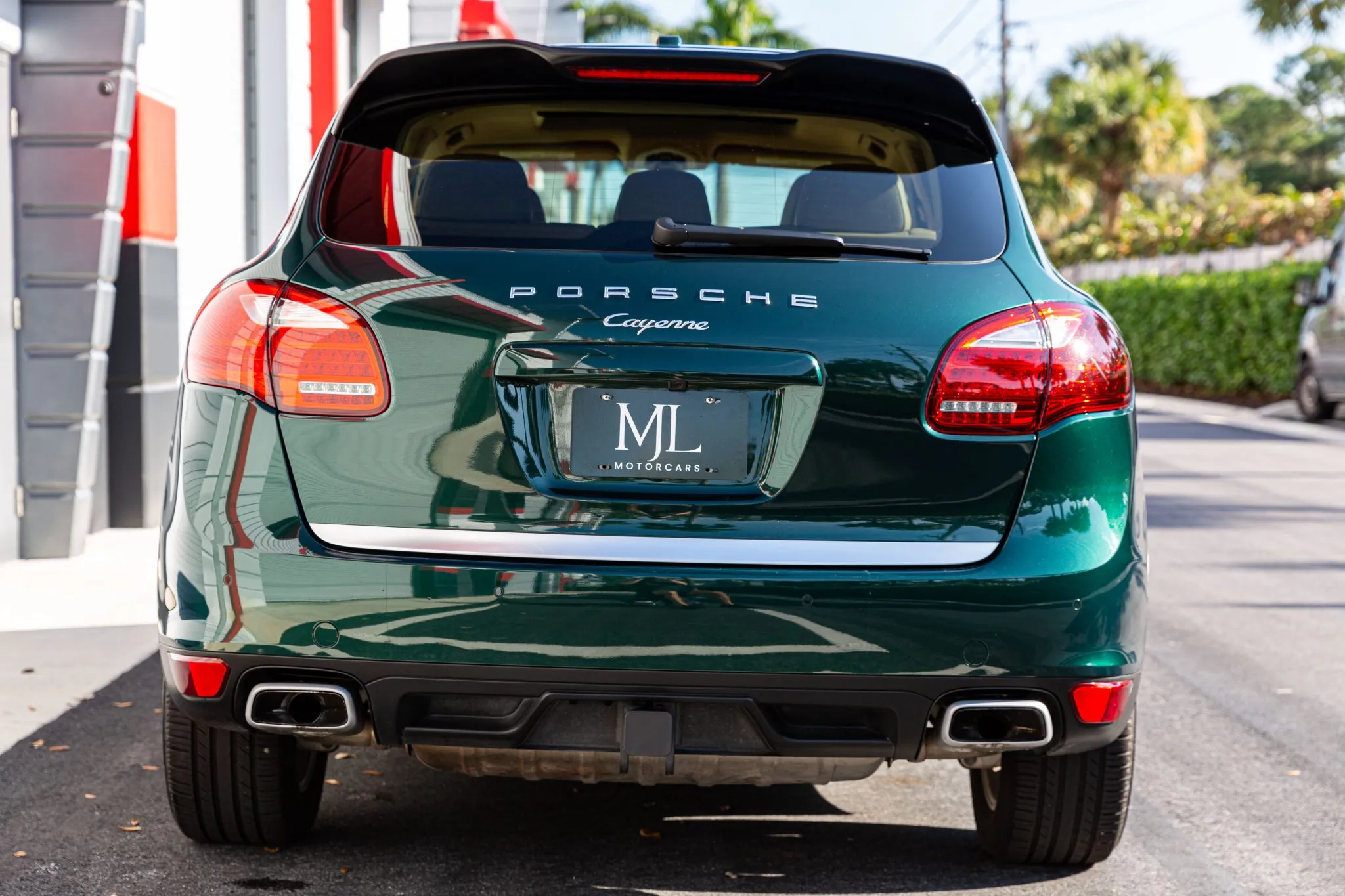 2013 Porsche Cayenne Diesel in Jet Green Metallic