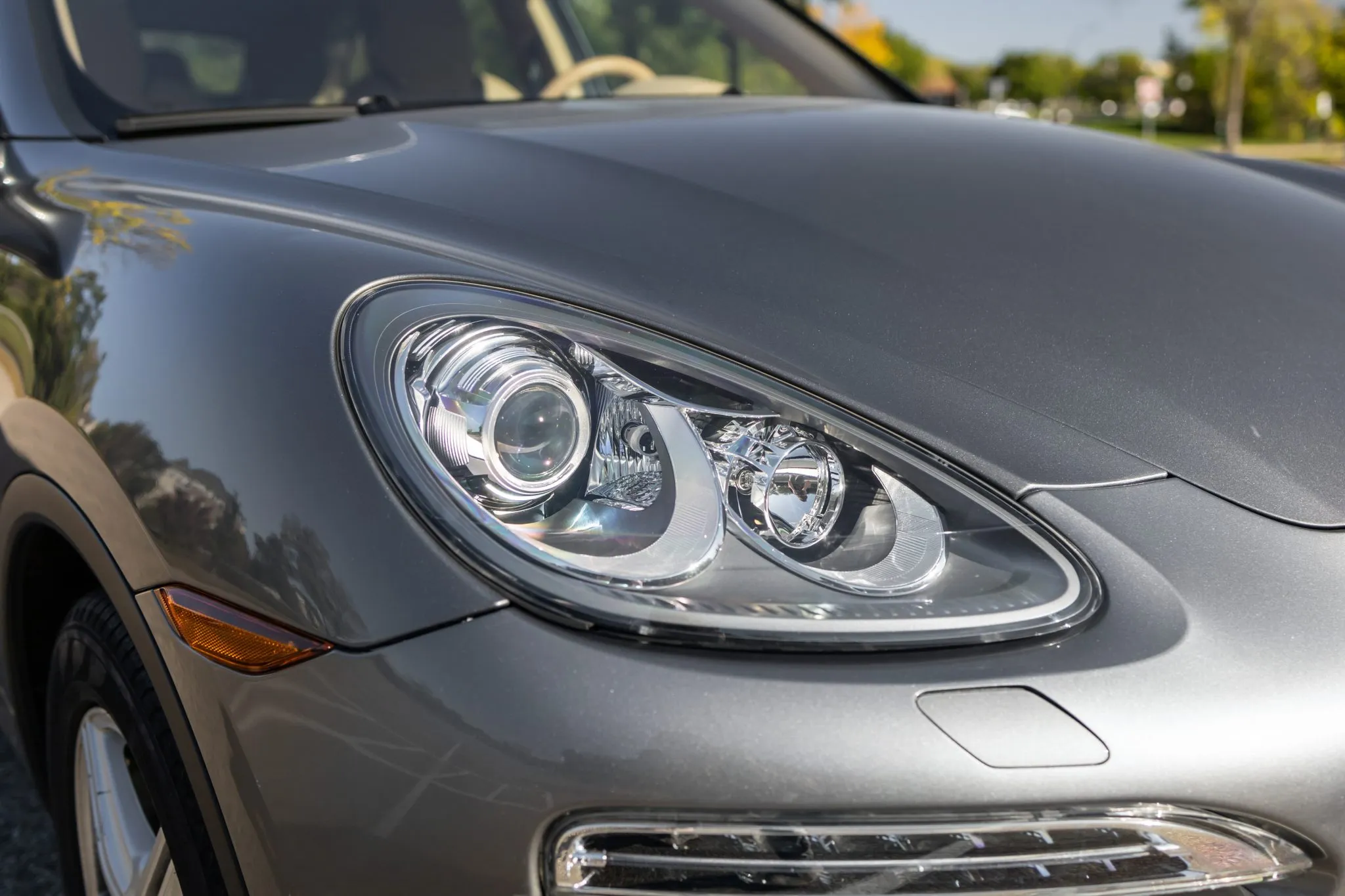 2011 Porsche Cayenne S Hybrid in Meteor Grey Metallic
