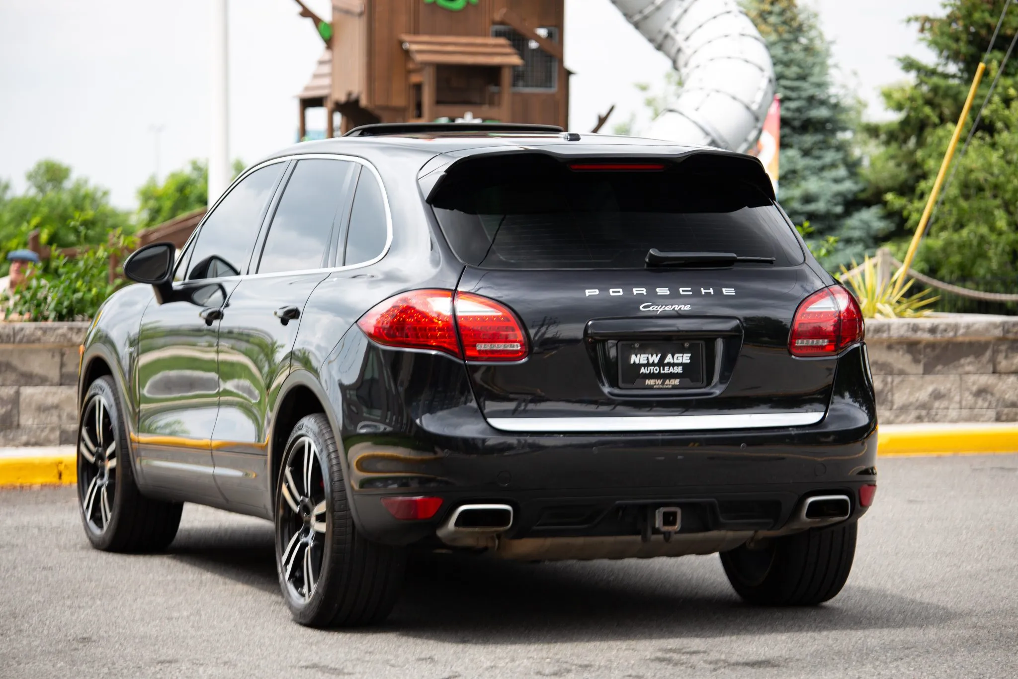 2014 Porsche Cayenne Diesel in Jet Black Metallic