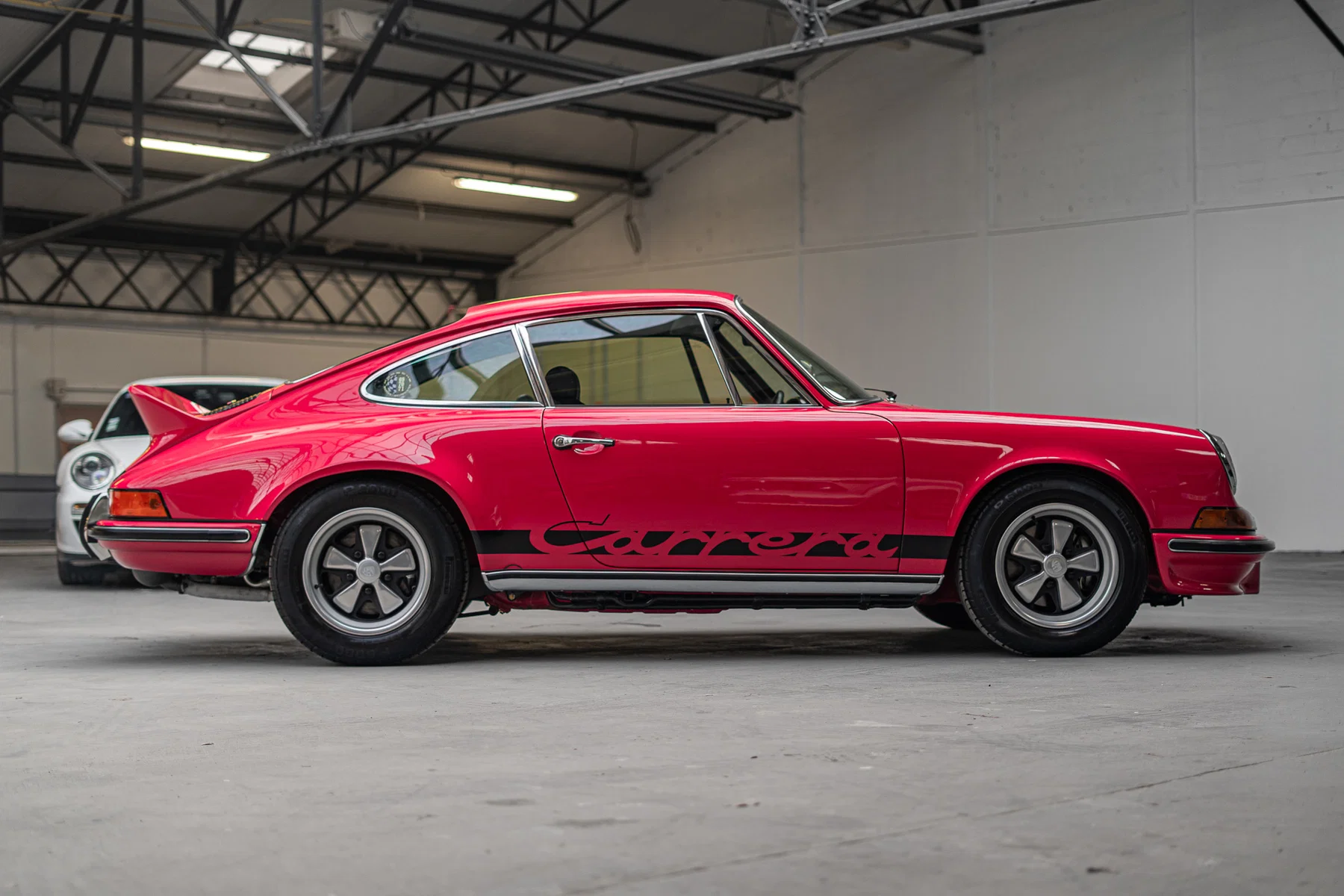 1973 Porsche 911 Carrera RS 2.7 Touring in Strawberry