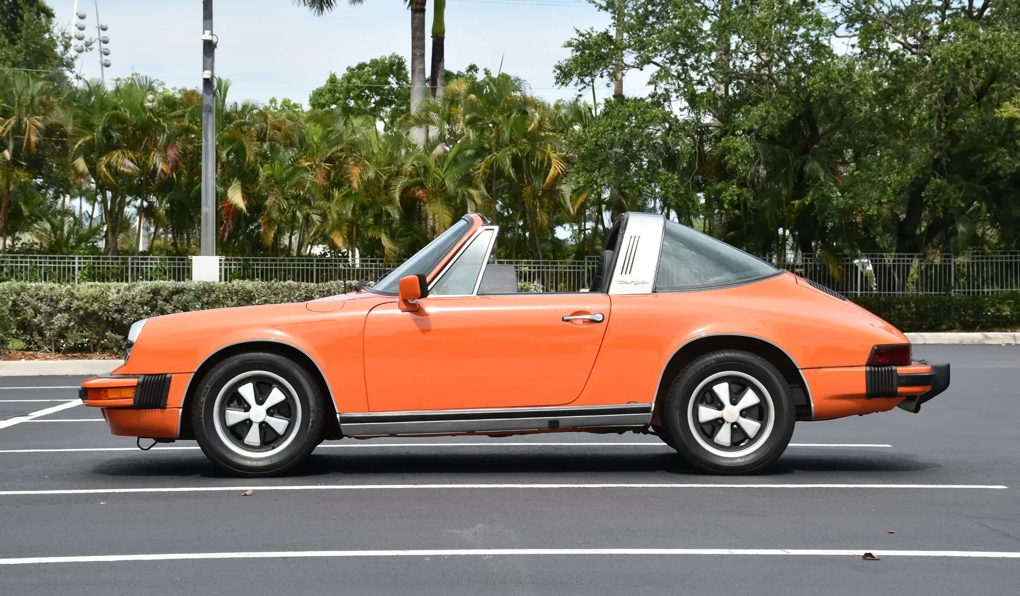1977 Porsche 911S Targa in Continental Orange