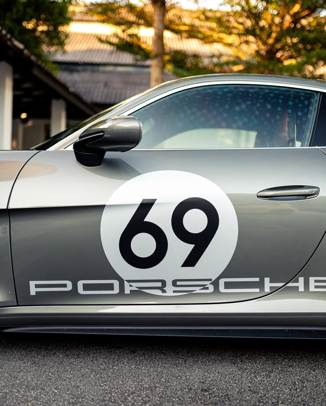 2024 Porsche 911 S/T in Felsengruen Metallic