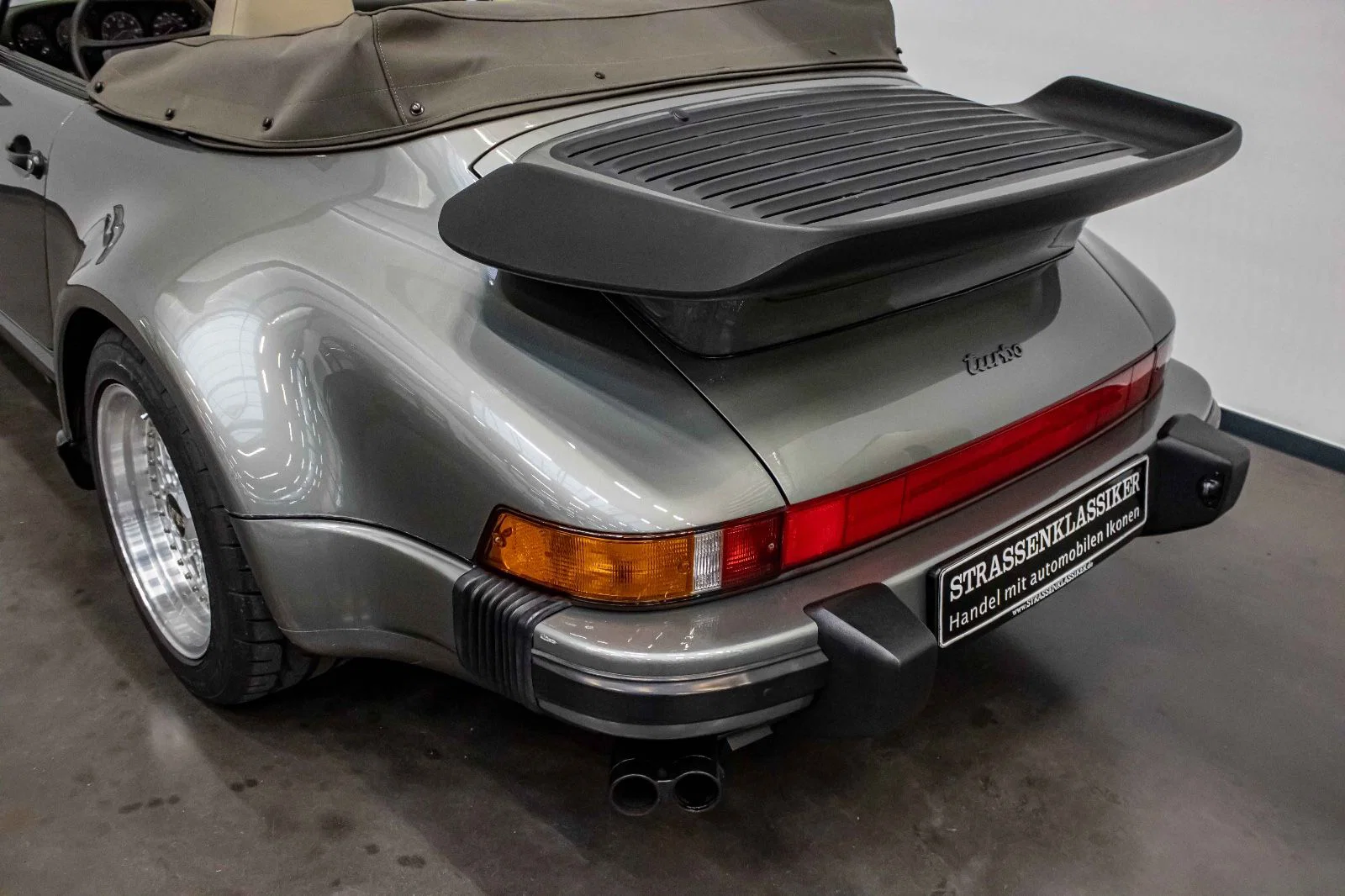 1988 Porsche 911 Turbo 3.3 Cabriolet in Rock Green Metallic