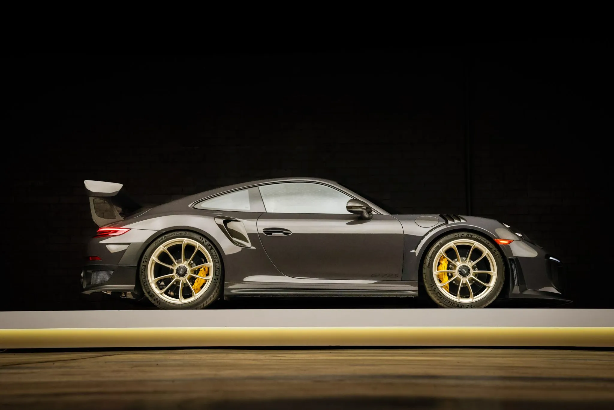 2018 Porsche 911 GT2 RS in Grey Black