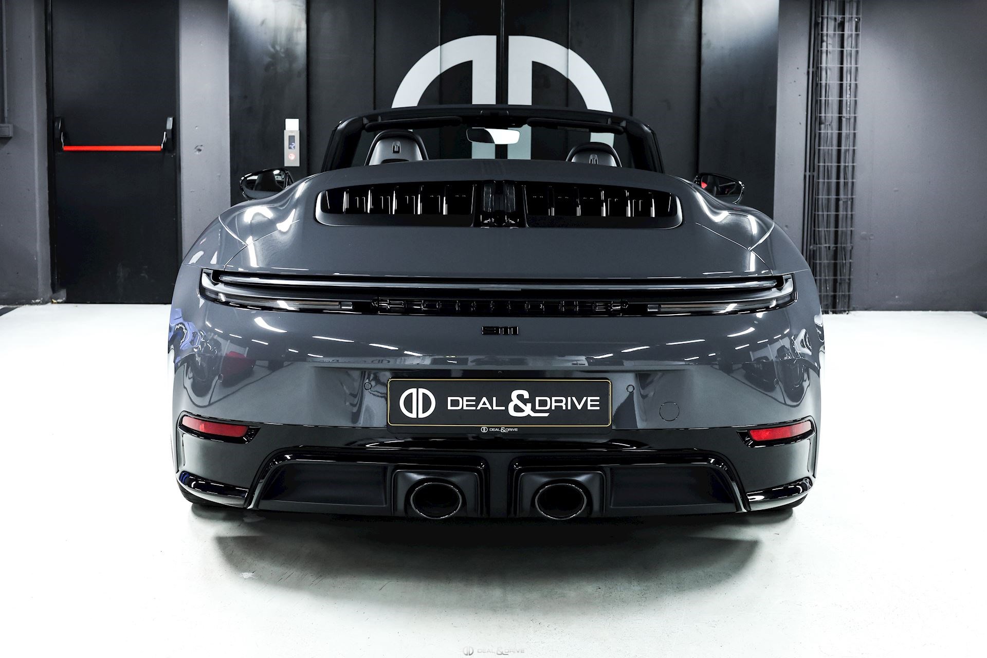 2025 Porsche 911 (992.2) CARRERA 4 GTS In Slate Grey Neo