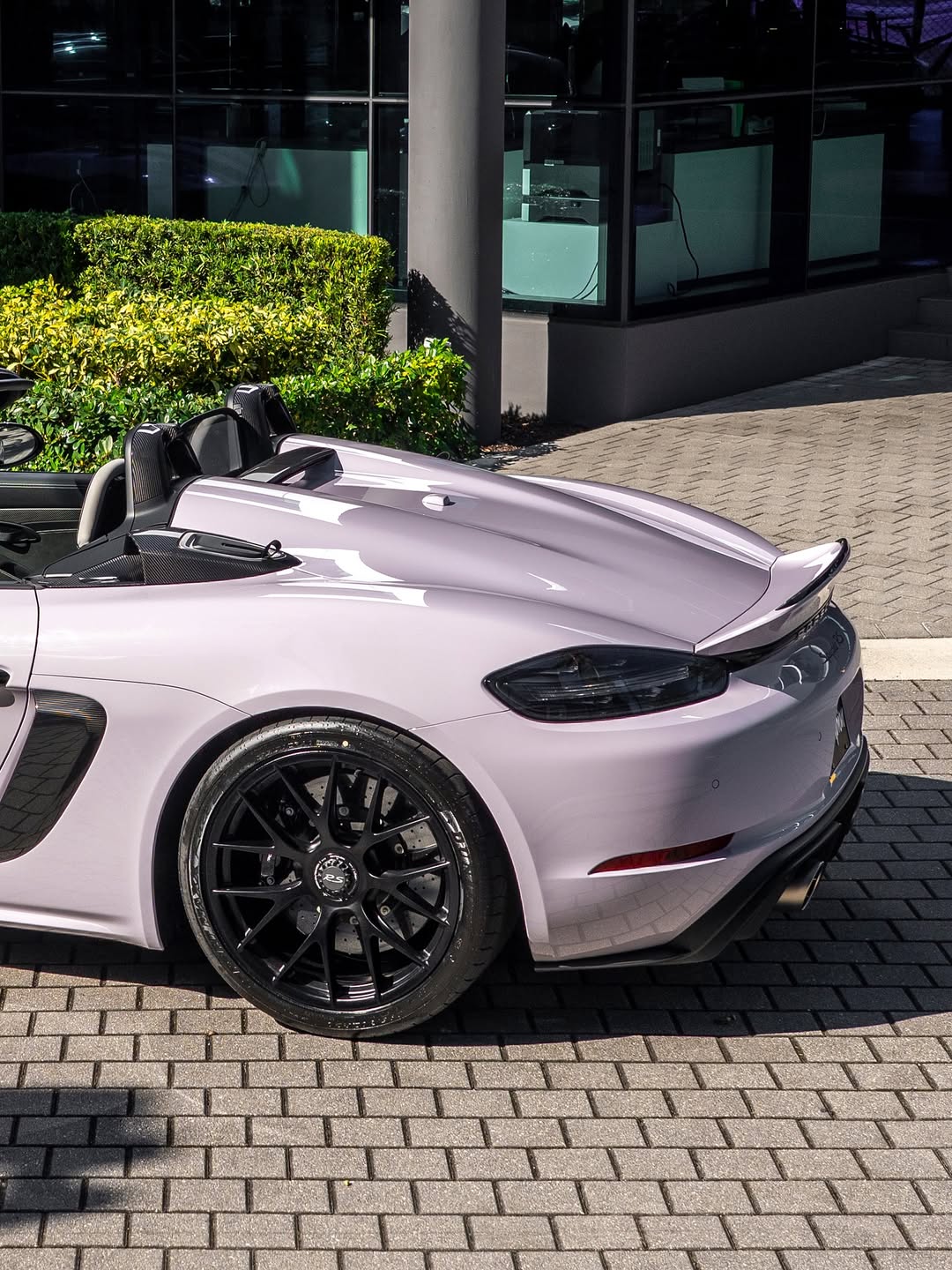 2025 Porsche 718 Spyder RS in Moon Gem