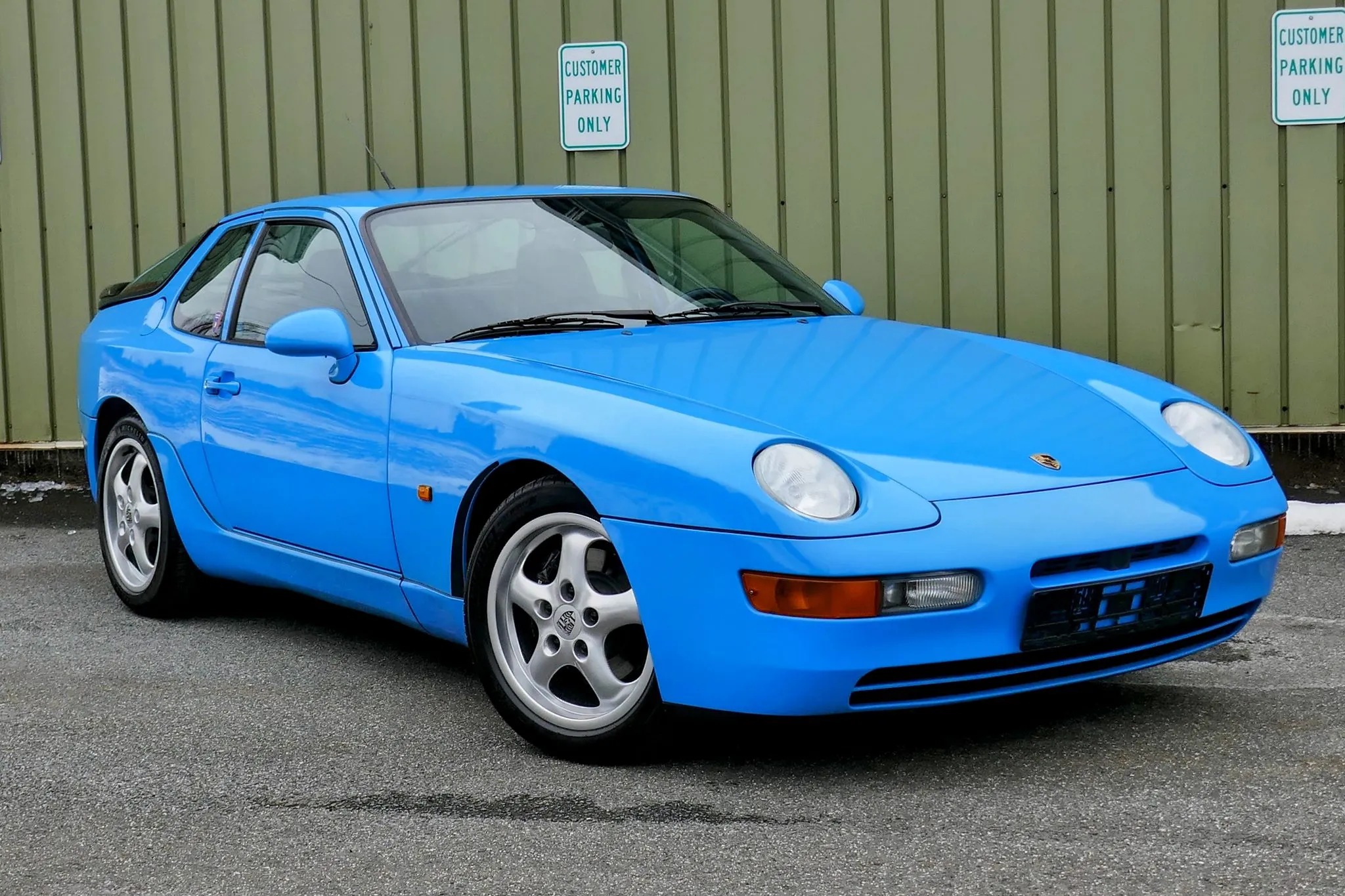 1994 Porsche 968 Coupe in Riviera Blue