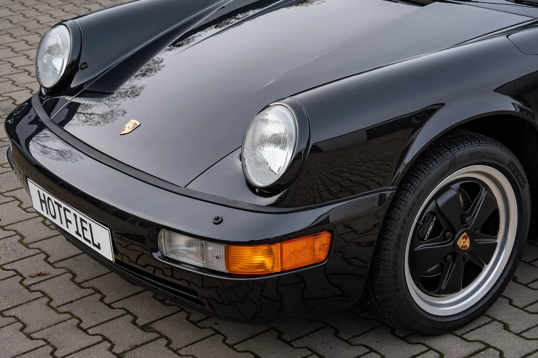 1990 Porsche 911 Carrera 2 Coupé in Panthero Metallic