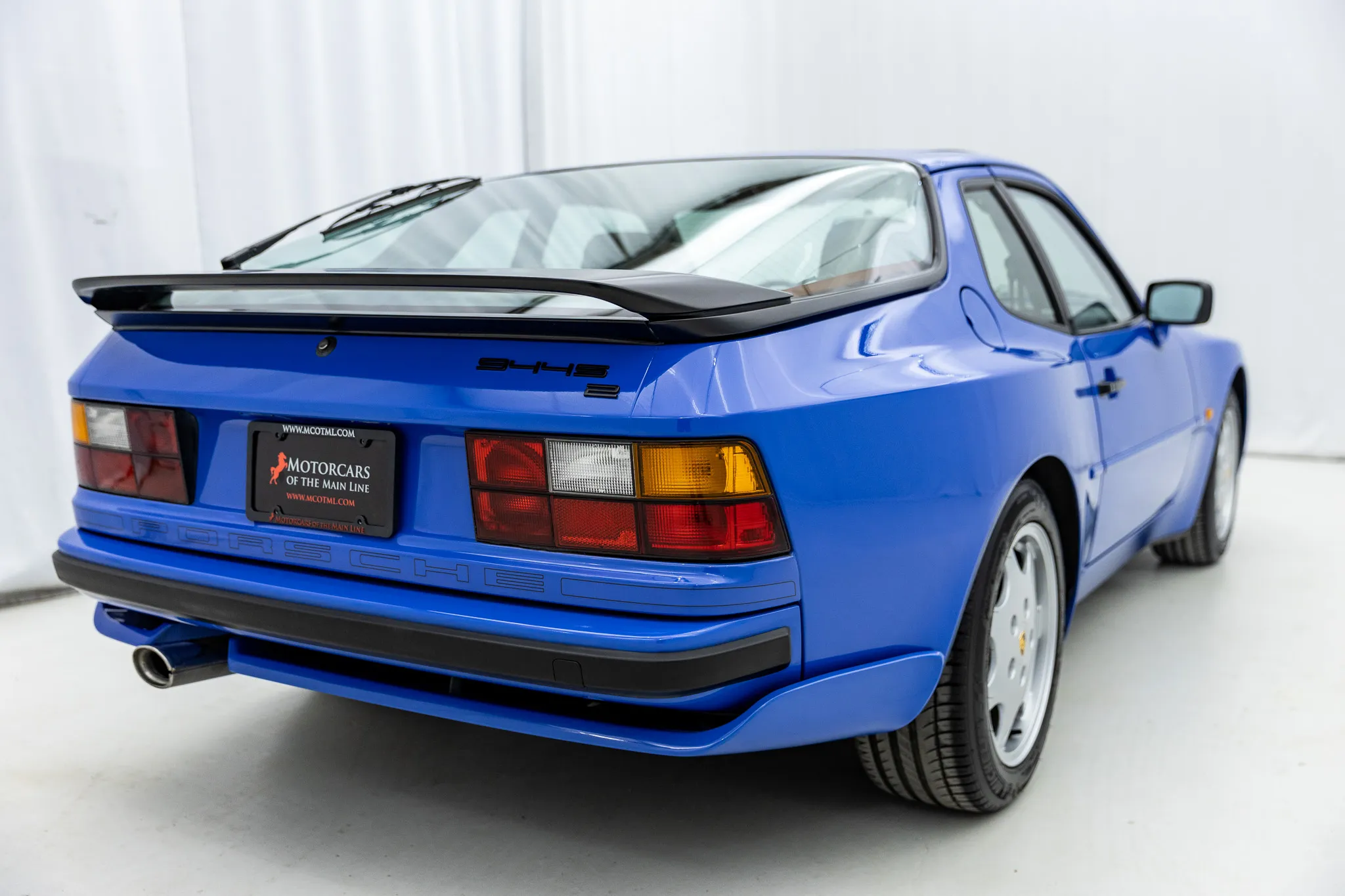 1991 Porsche 944 S2 in Maritime Blue