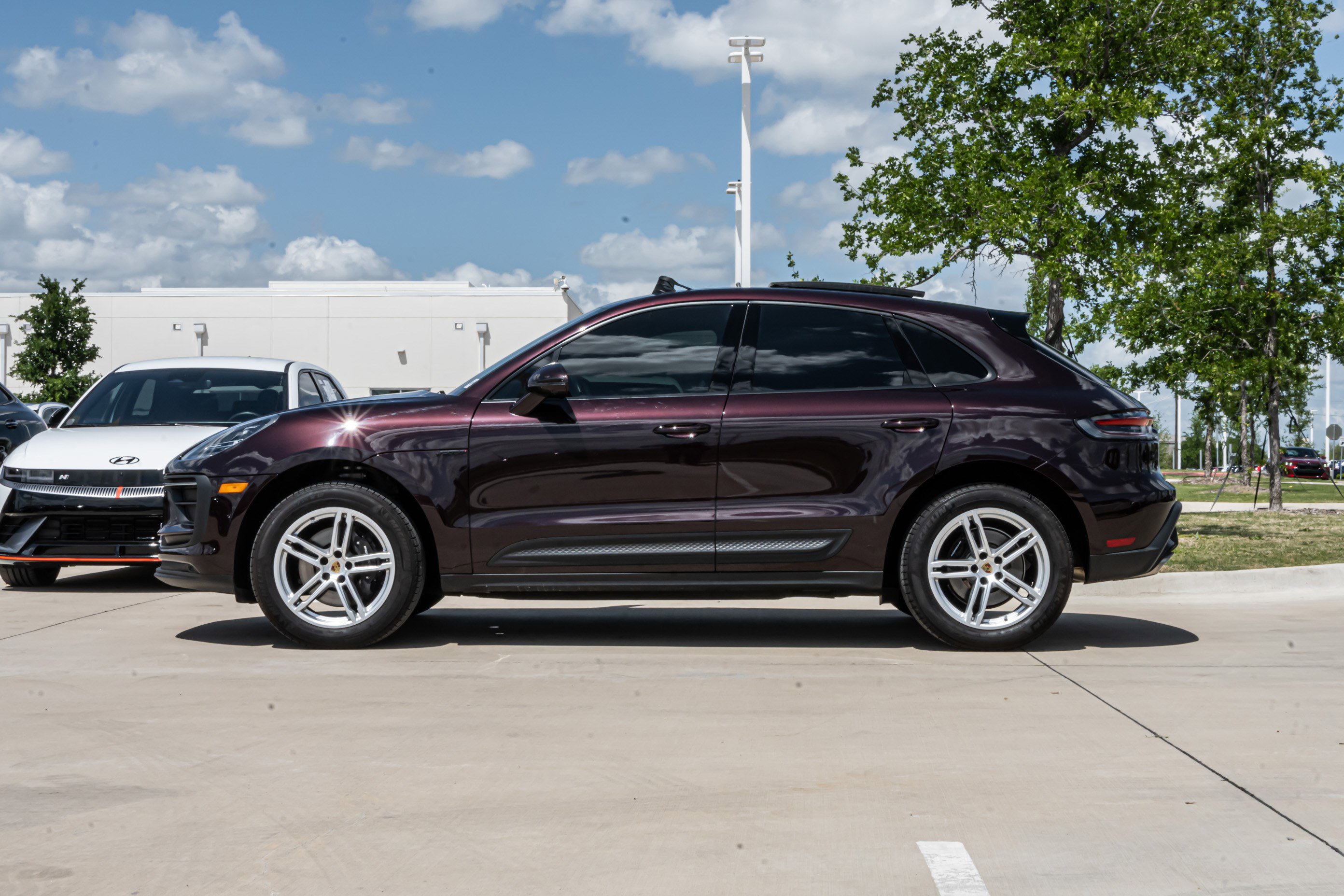 2024 Porsche Macan in Copper Ruby Metallic
