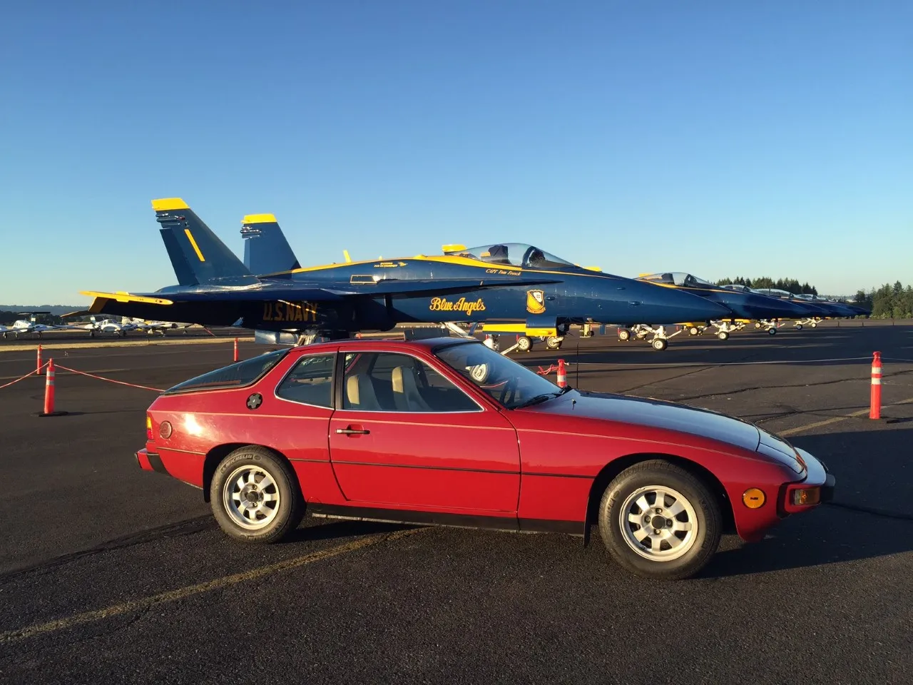 1978 Porsche 924 in Mars Red