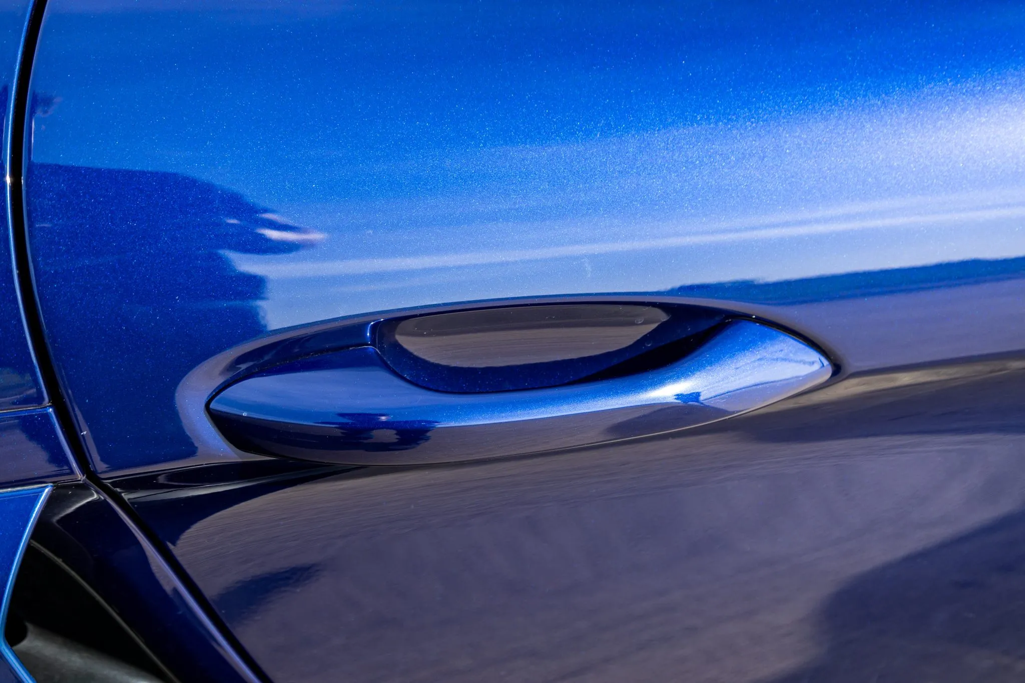 2021 Porsche 718 Cayman GT4 in Gentian Blue Metallic