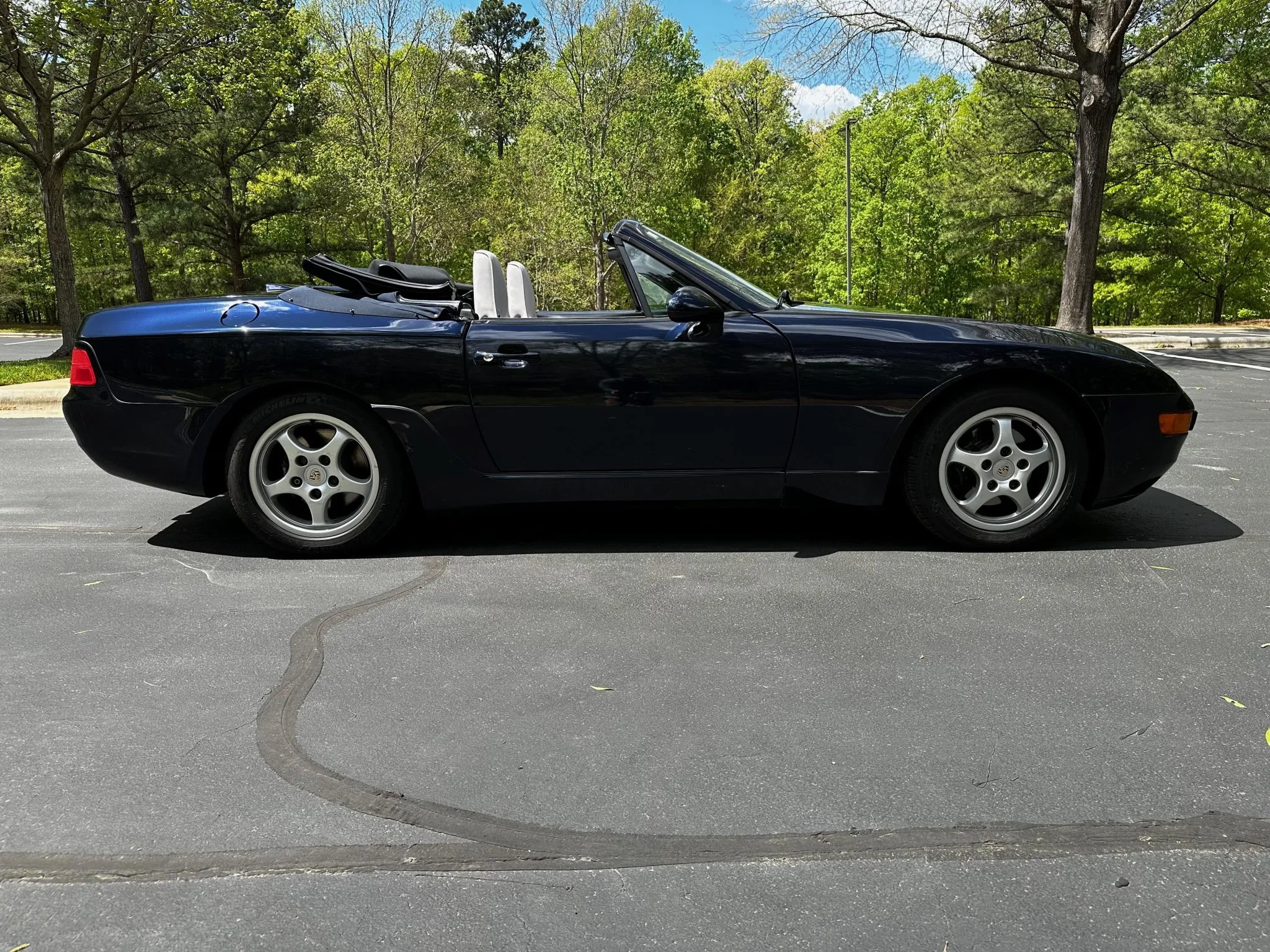 1993 Porsche 968 Cabriolet in Night Blue Metallic