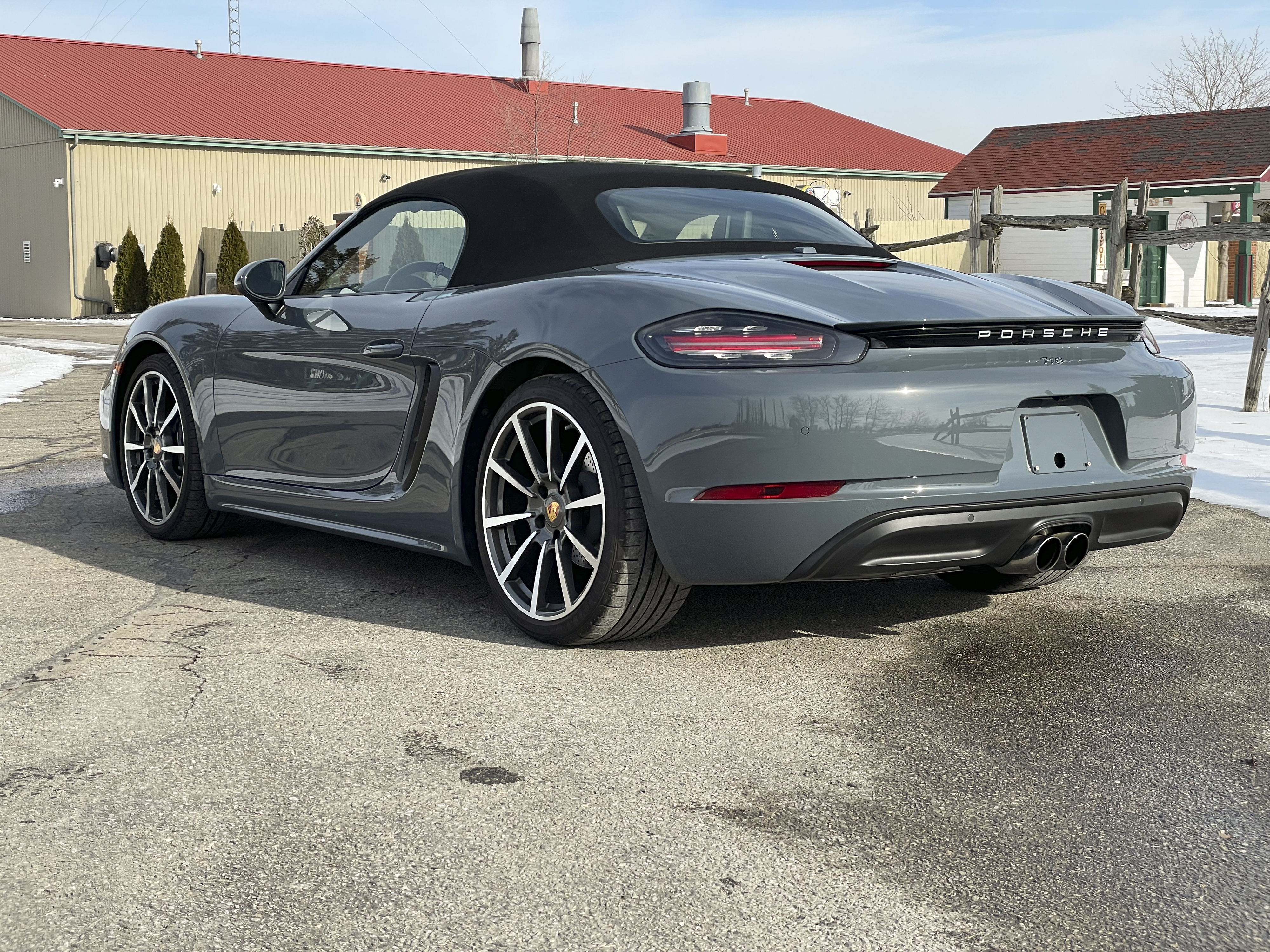 2018 Porsche 718 Boxster in Graphite Blue Metallic