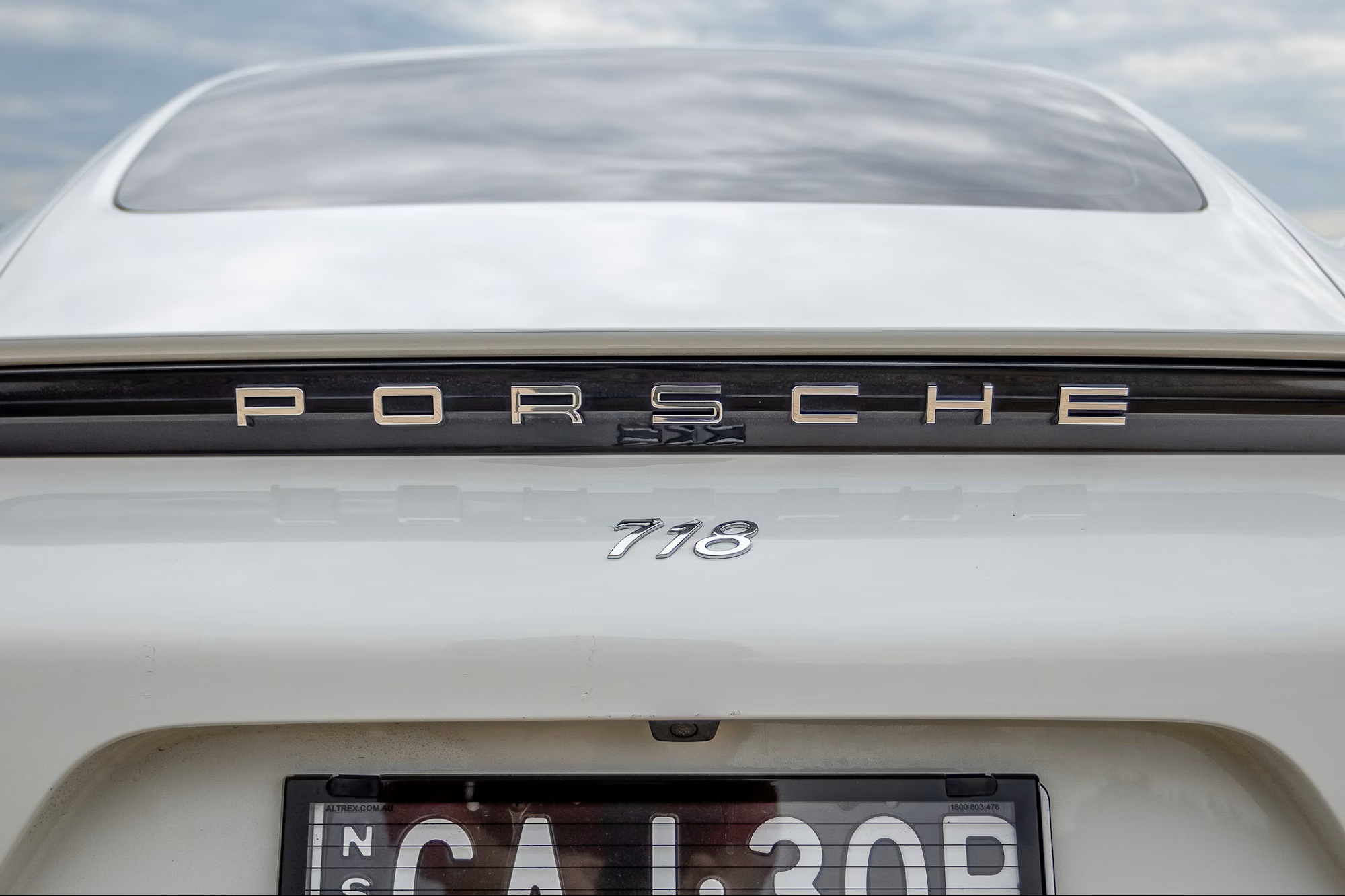 2016 Porsche 718 Cayman S  in White