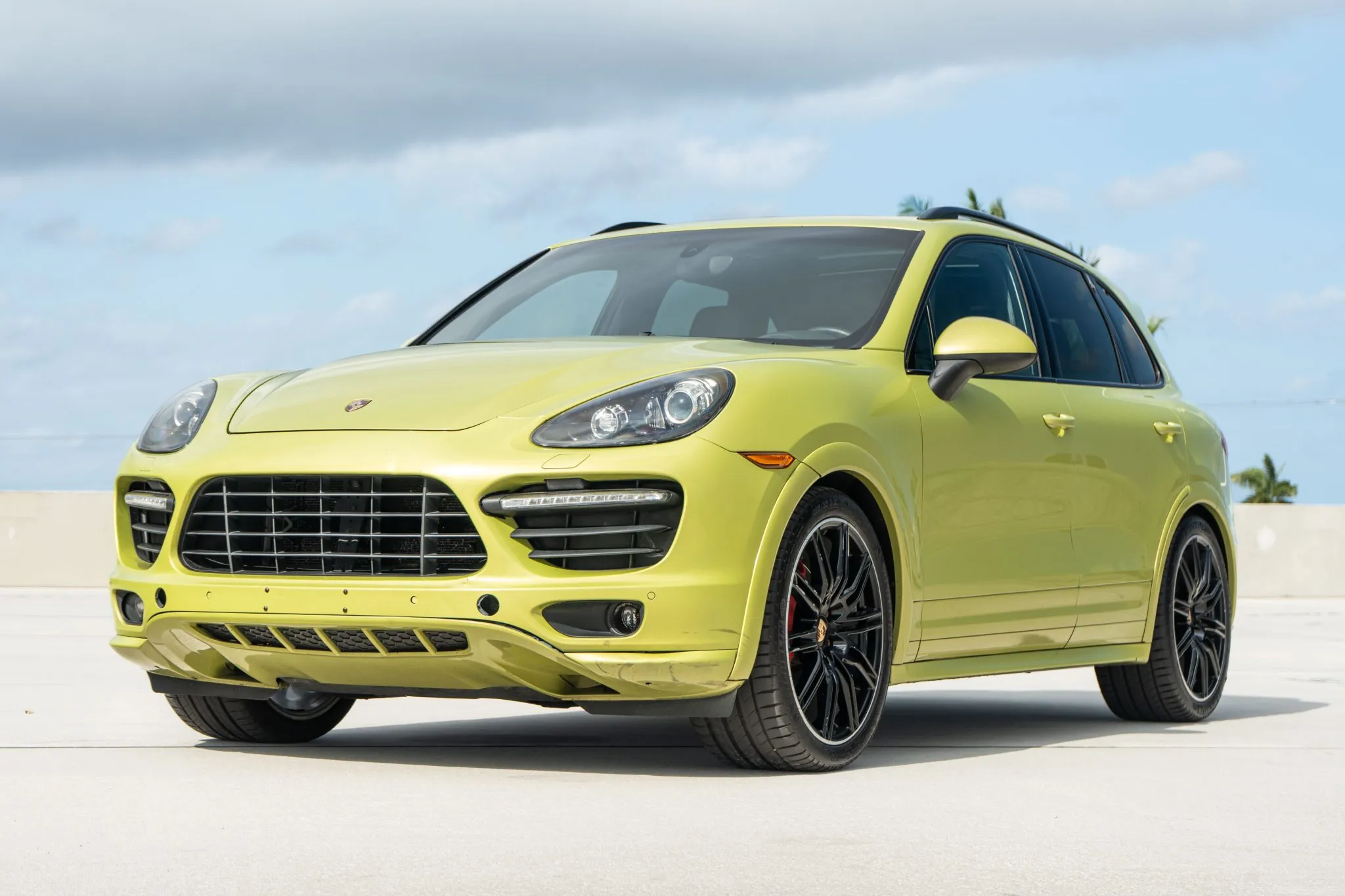 2014 Porsche Cayenne GTS in Peridot Metallic