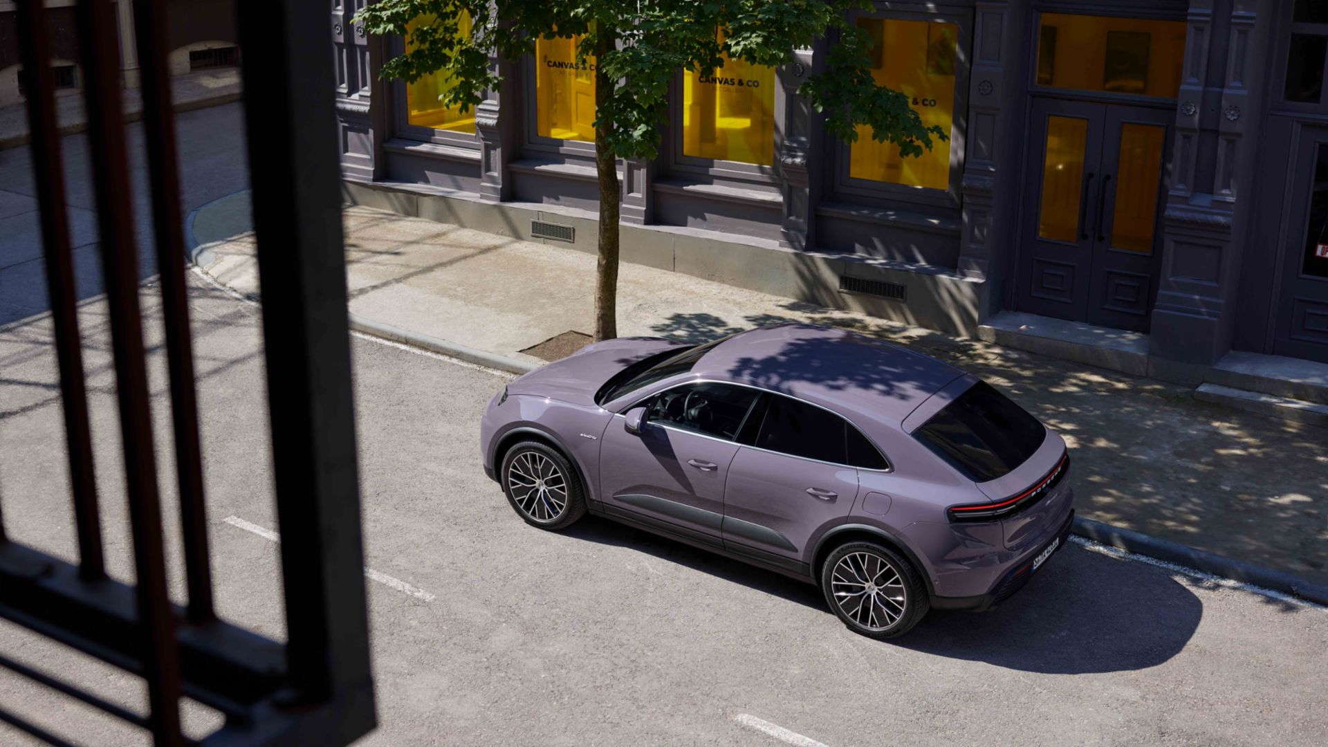 2024 Porsche Macan 4 in Provence